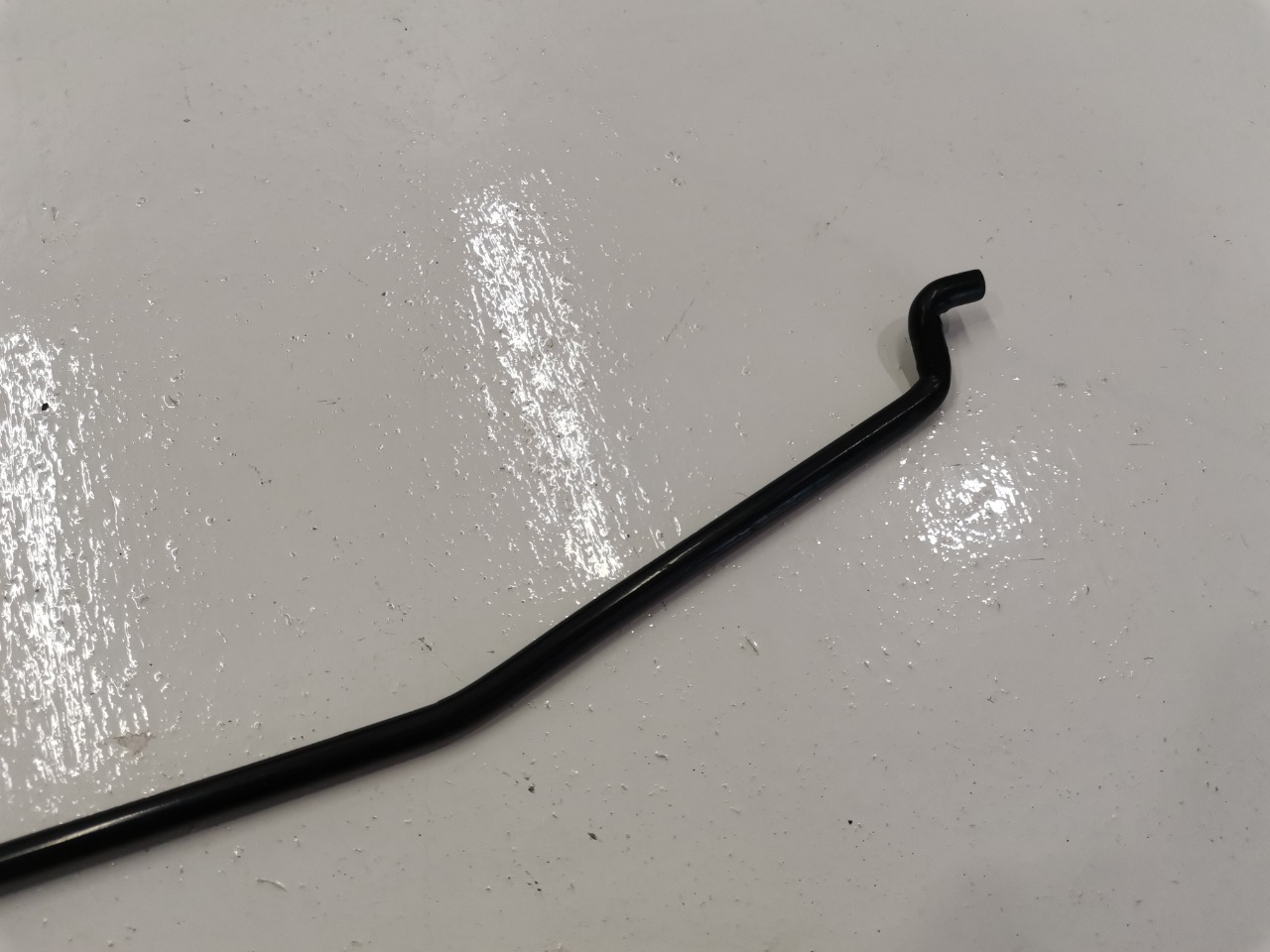 Упор капота, 600 рублей, Красноярск