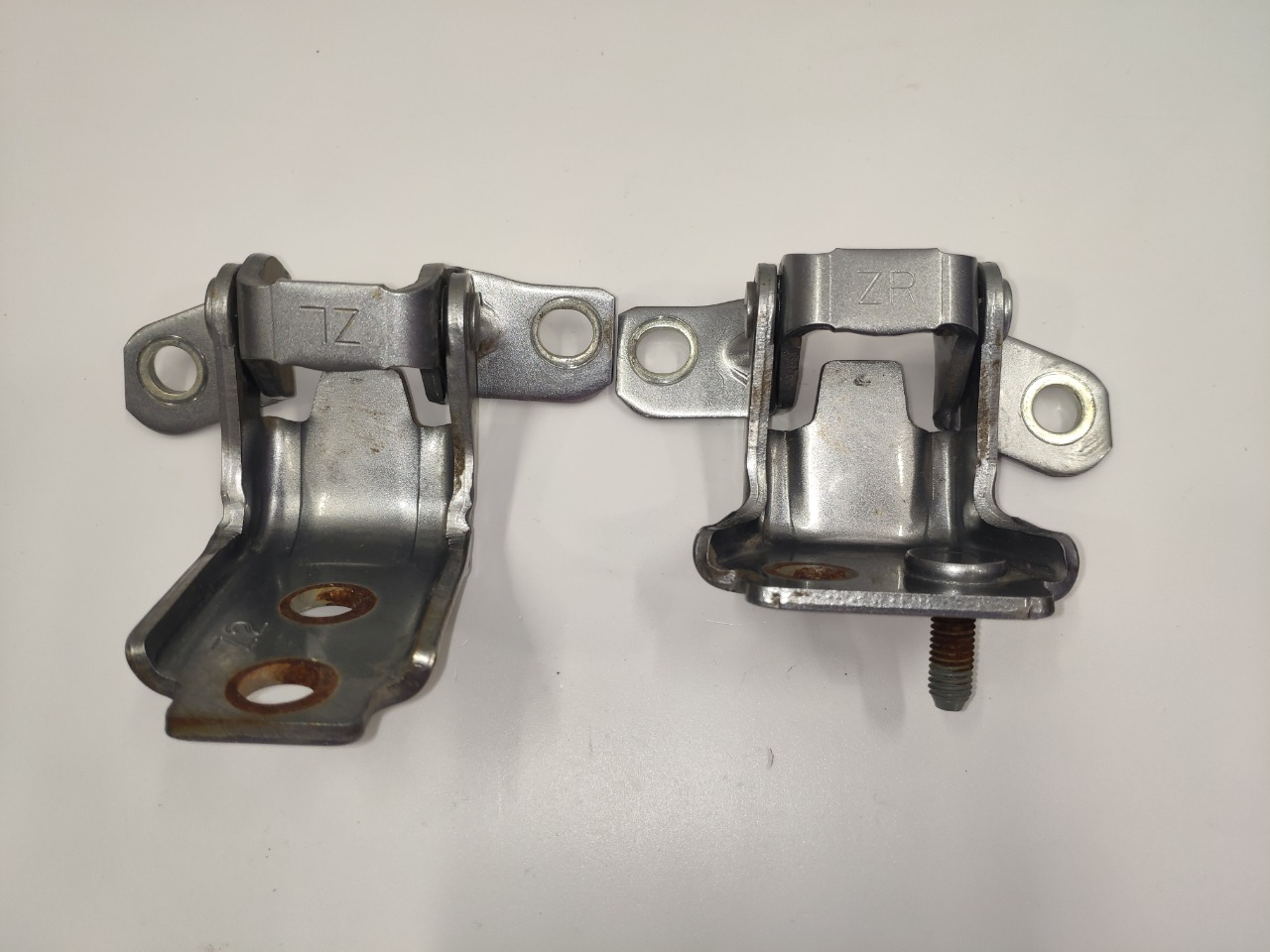 Петли двери, 1800 рублей, Красноярск