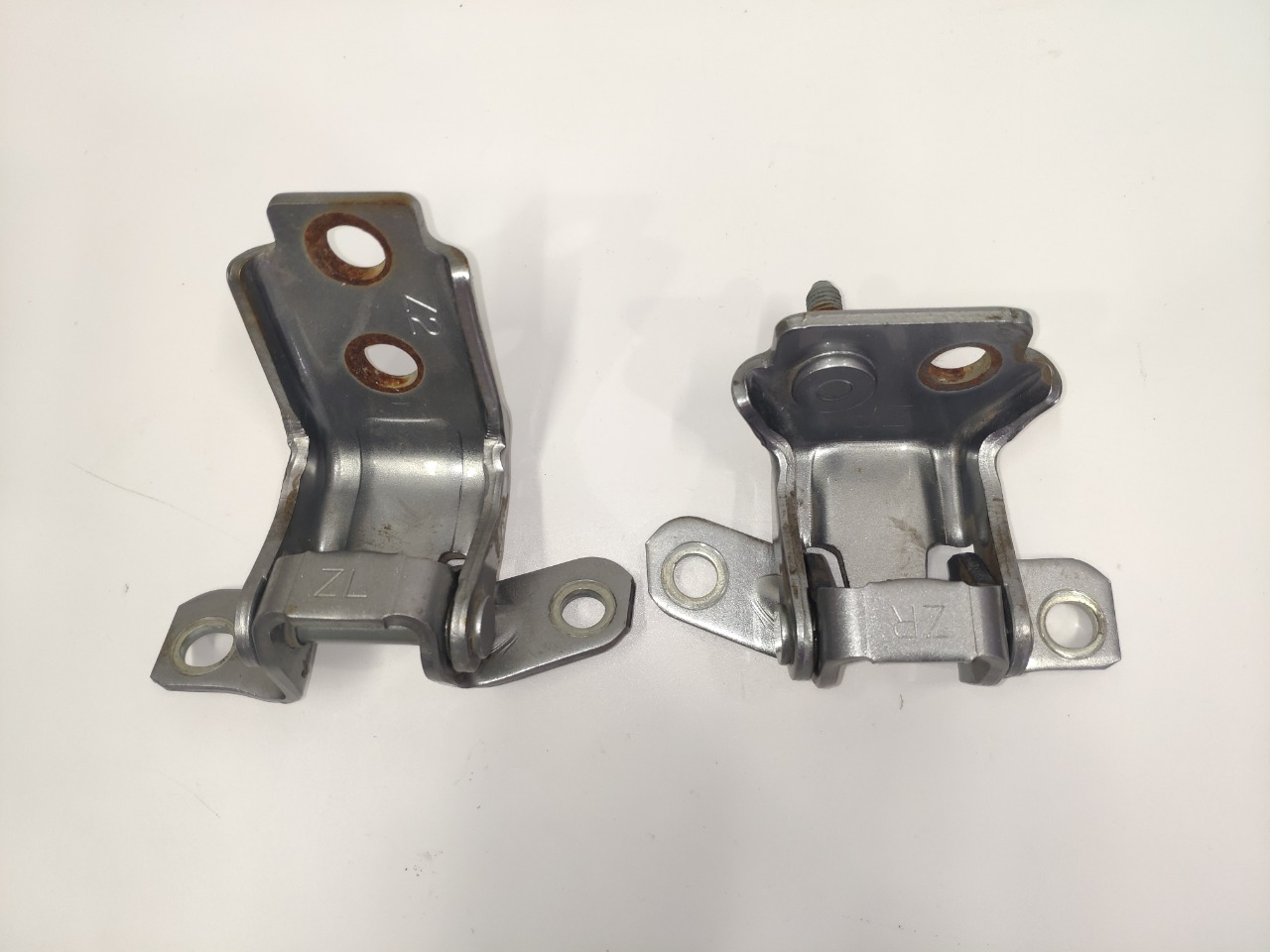 Петли двери, 1800 рублей, Красноярск