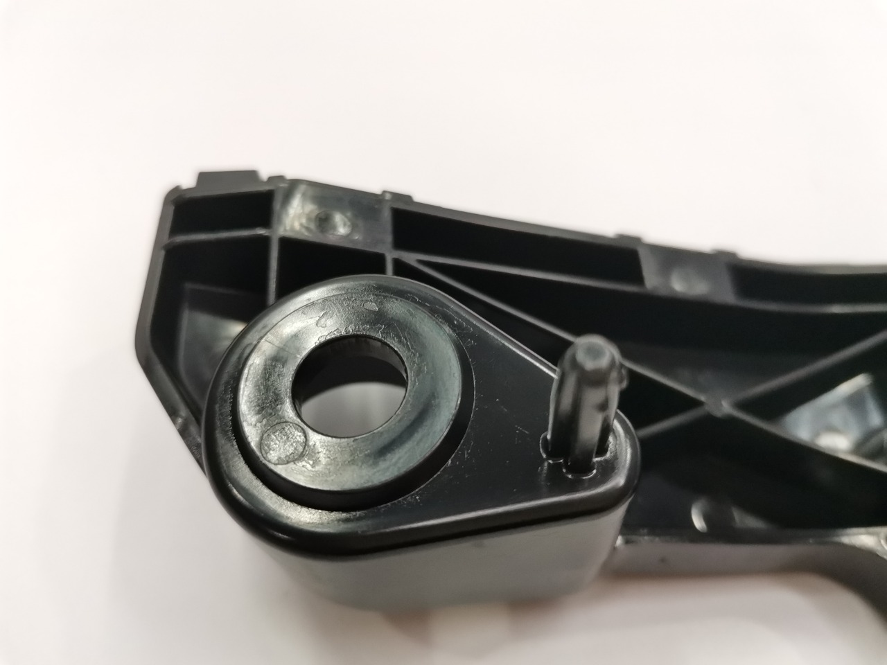 кронштейн бампера, 2100 рублей, Красноярск