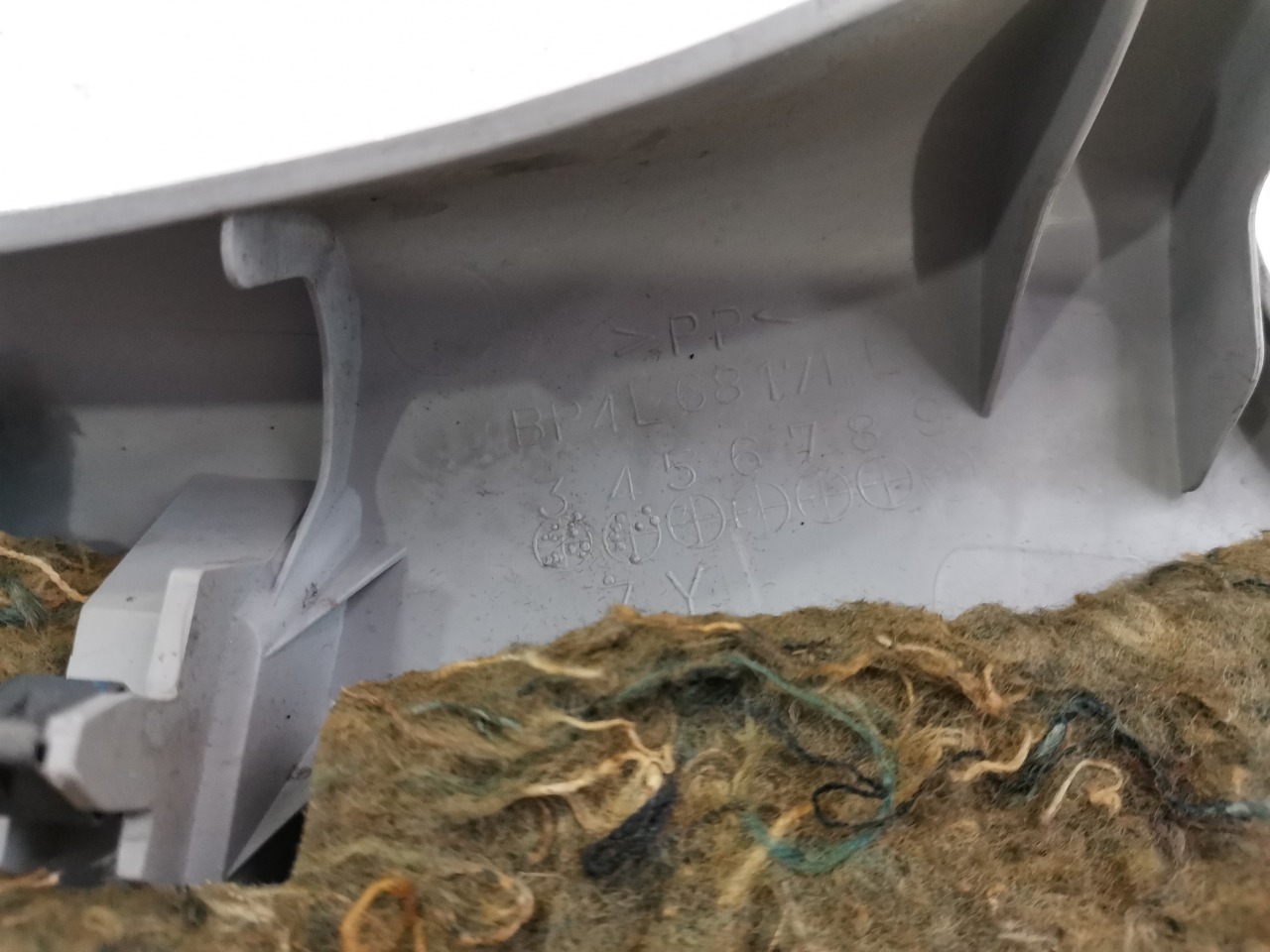 Накладка стойки, 1000 рублей, Красноярск