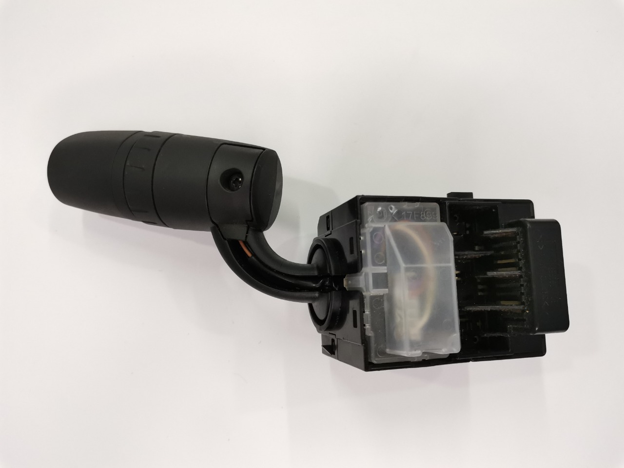 Подрулевой переключатель, 2400 рублей, Красноярск