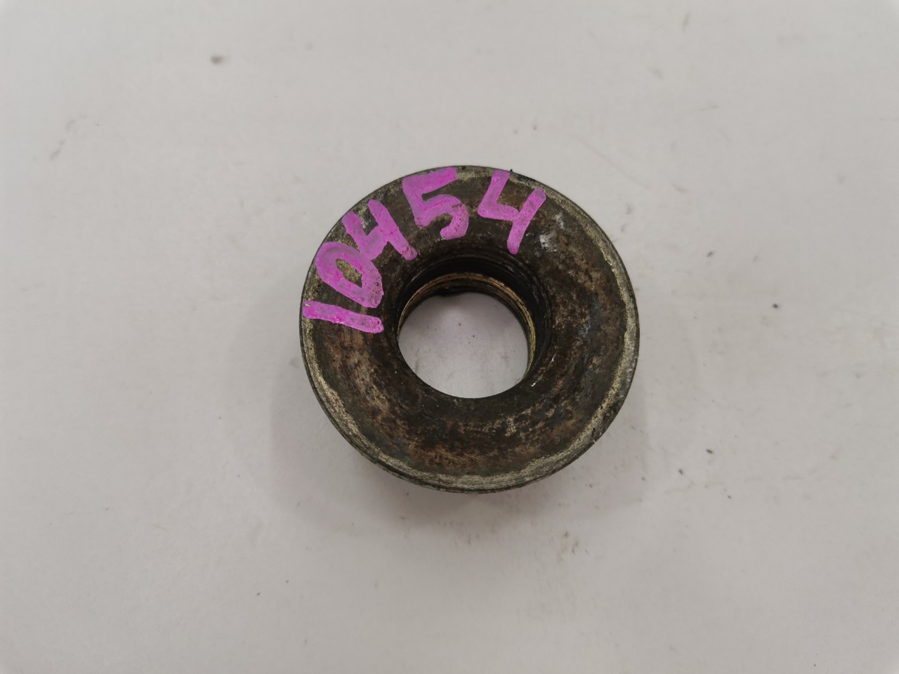 Гайка привода, 500 рублей, Красноярск