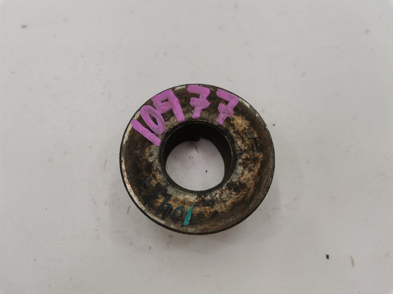 Гайка привода, 500 рублей, Красноярск