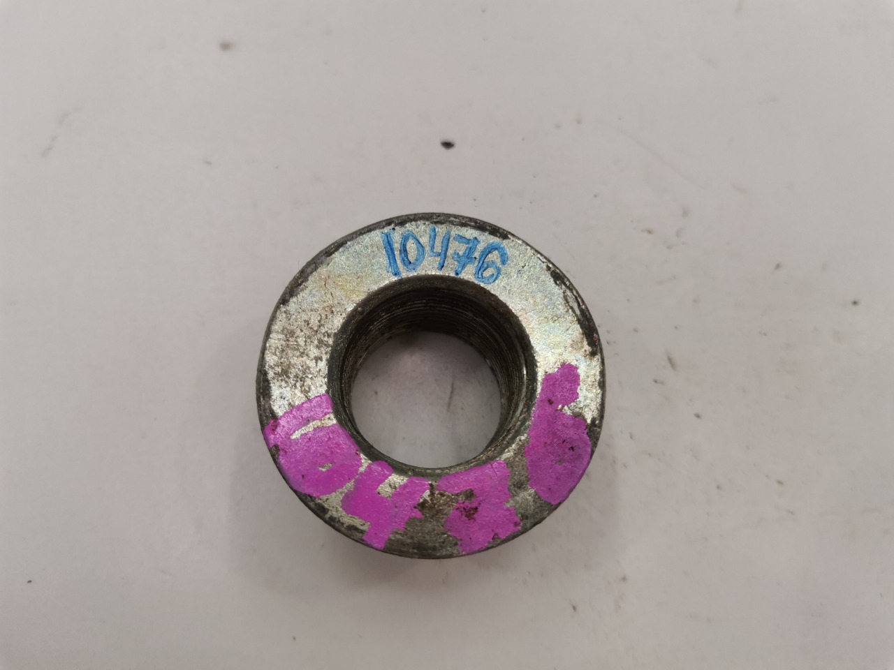 Гайка привода, 500 рублей, Красноярск