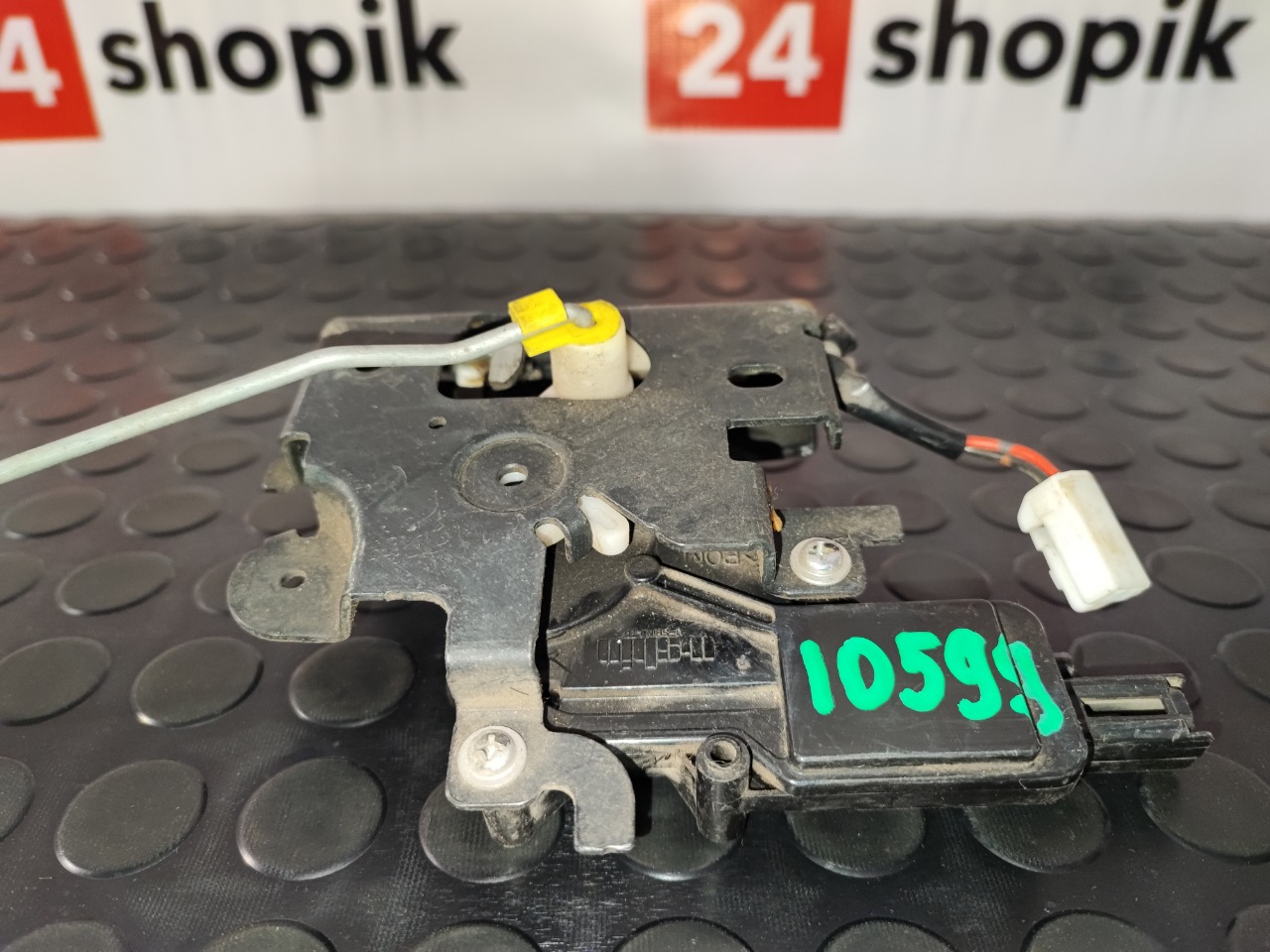 Замок крышки багажника, 3400 рублей, Красноярск