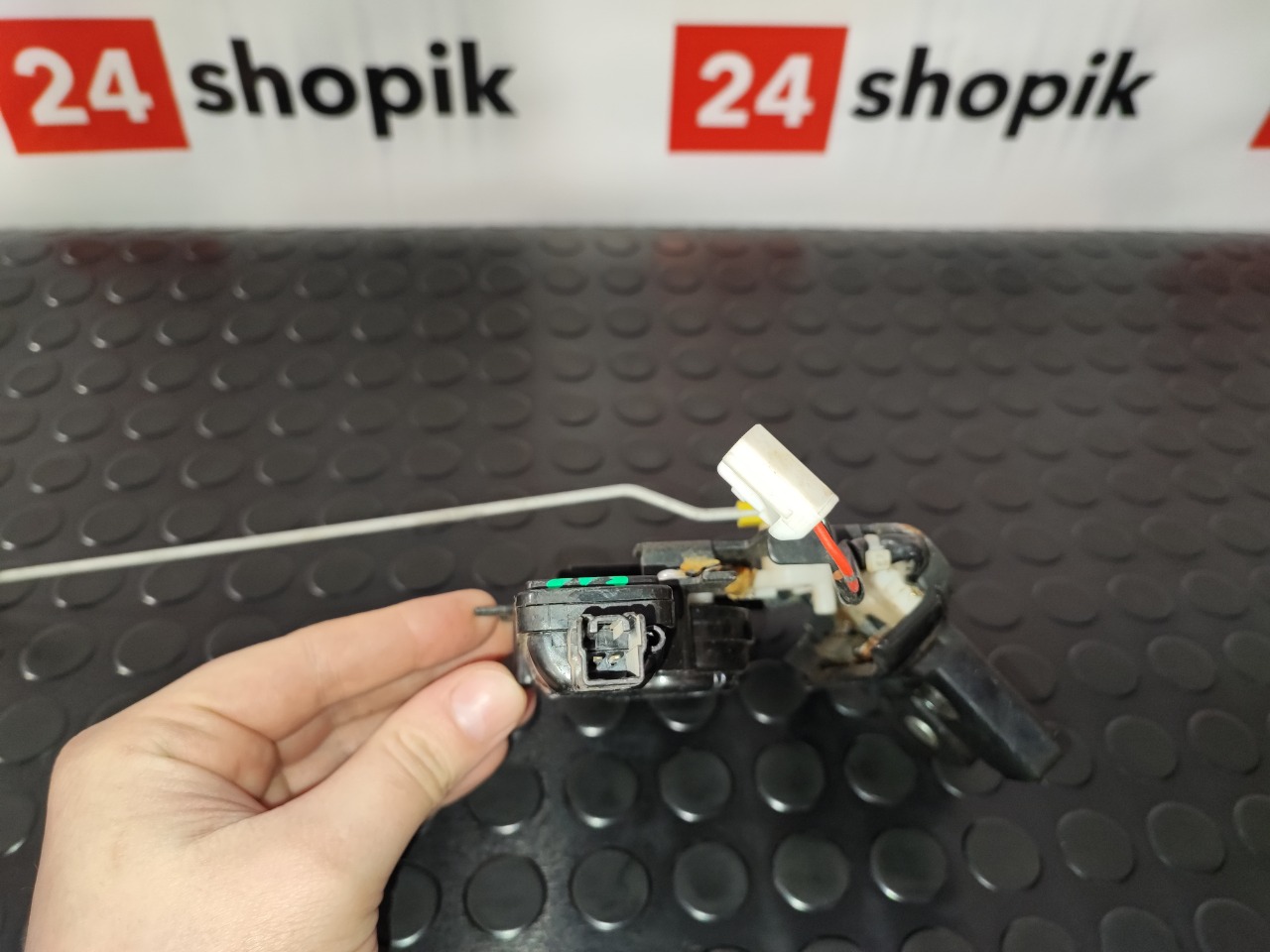 Замок крышки багажника, 3400 рублей, Красноярск