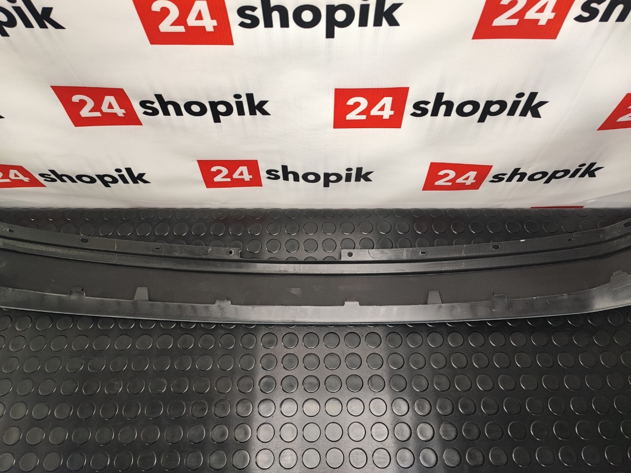 Накладка решетки радиатора, 4300 рублей, Красноярск