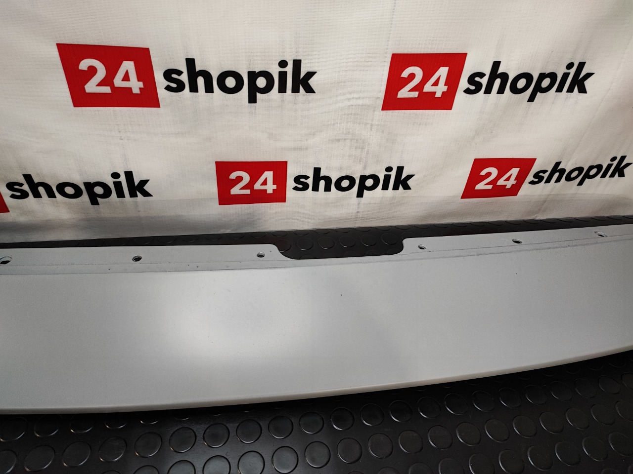 Накладка решетки радиатора, 4300 рублей, Красноярск