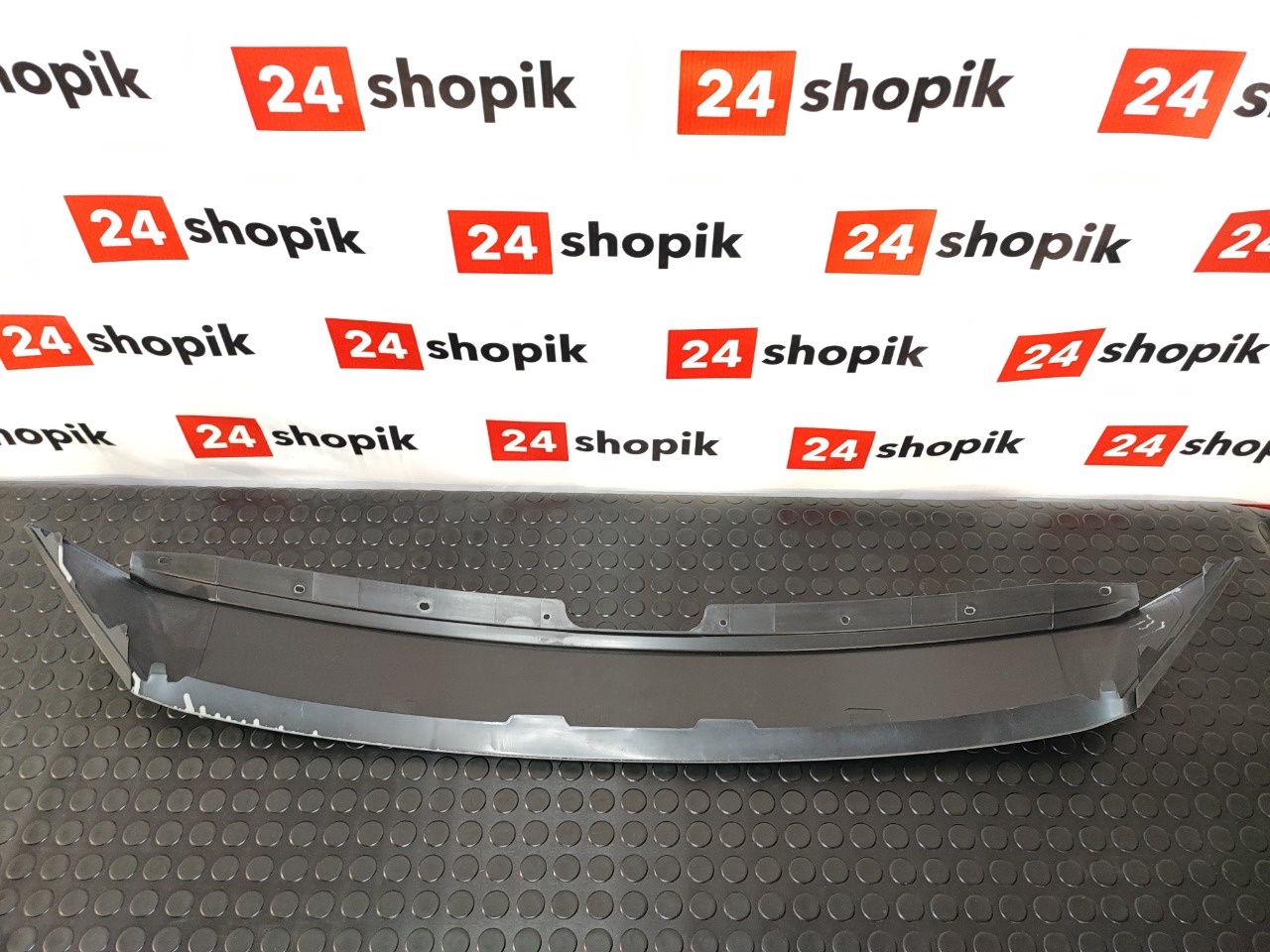 Накладка решетки радиатора, 4300 рублей, Красноярск