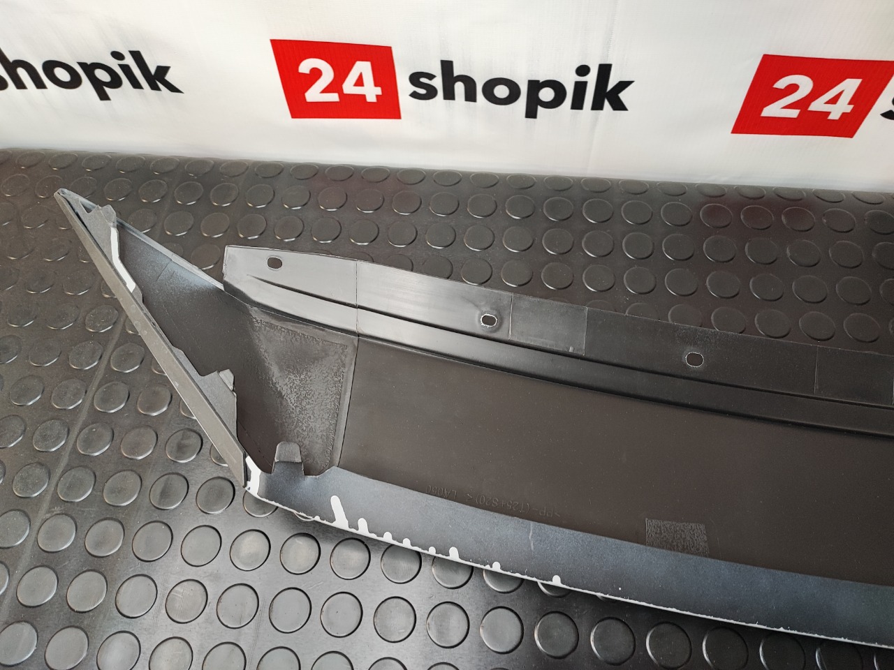 Накладка решетки радиатора, 4300 рублей, Красноярск