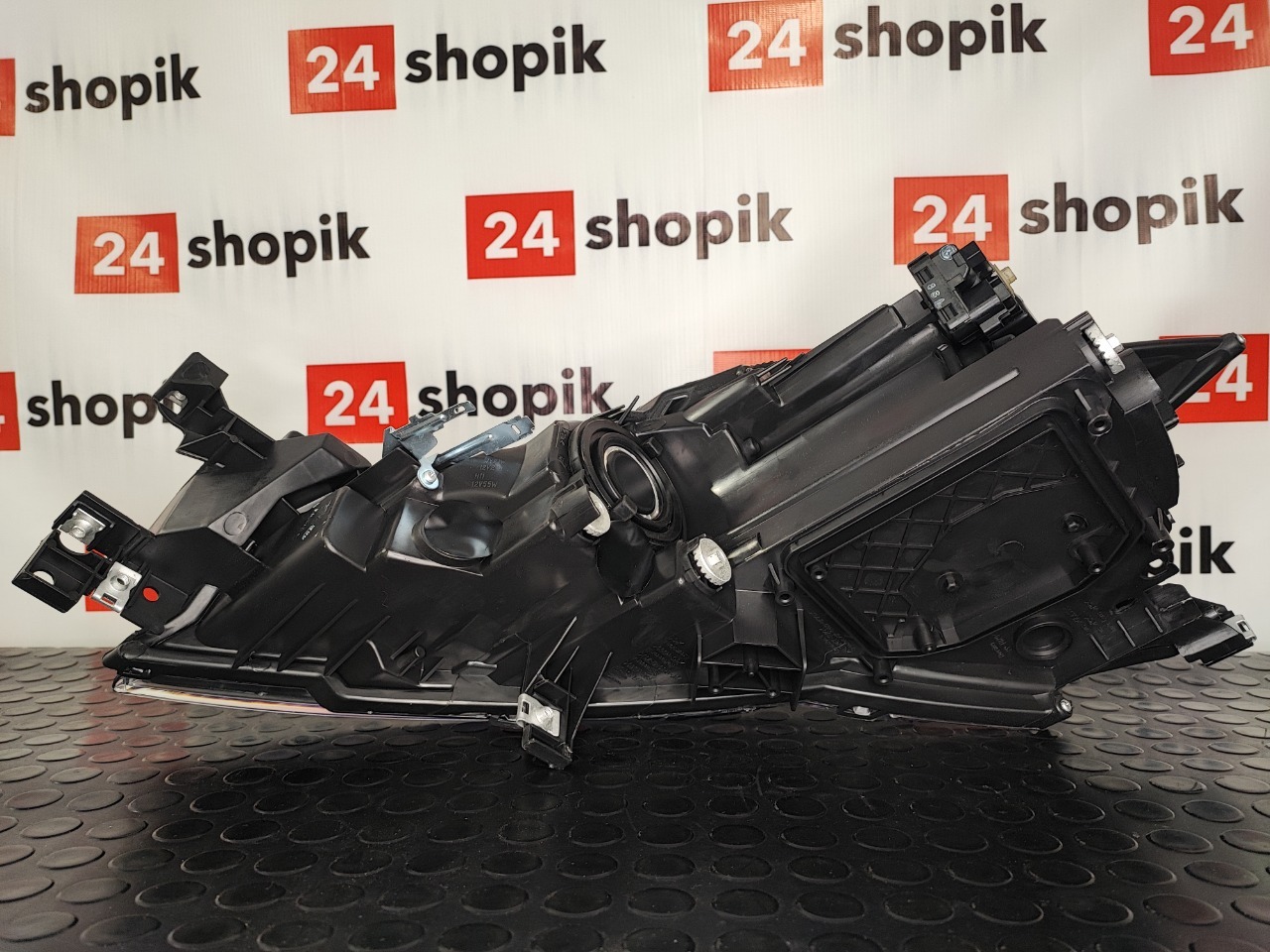 Фара, 12500 рублей, Красноярск