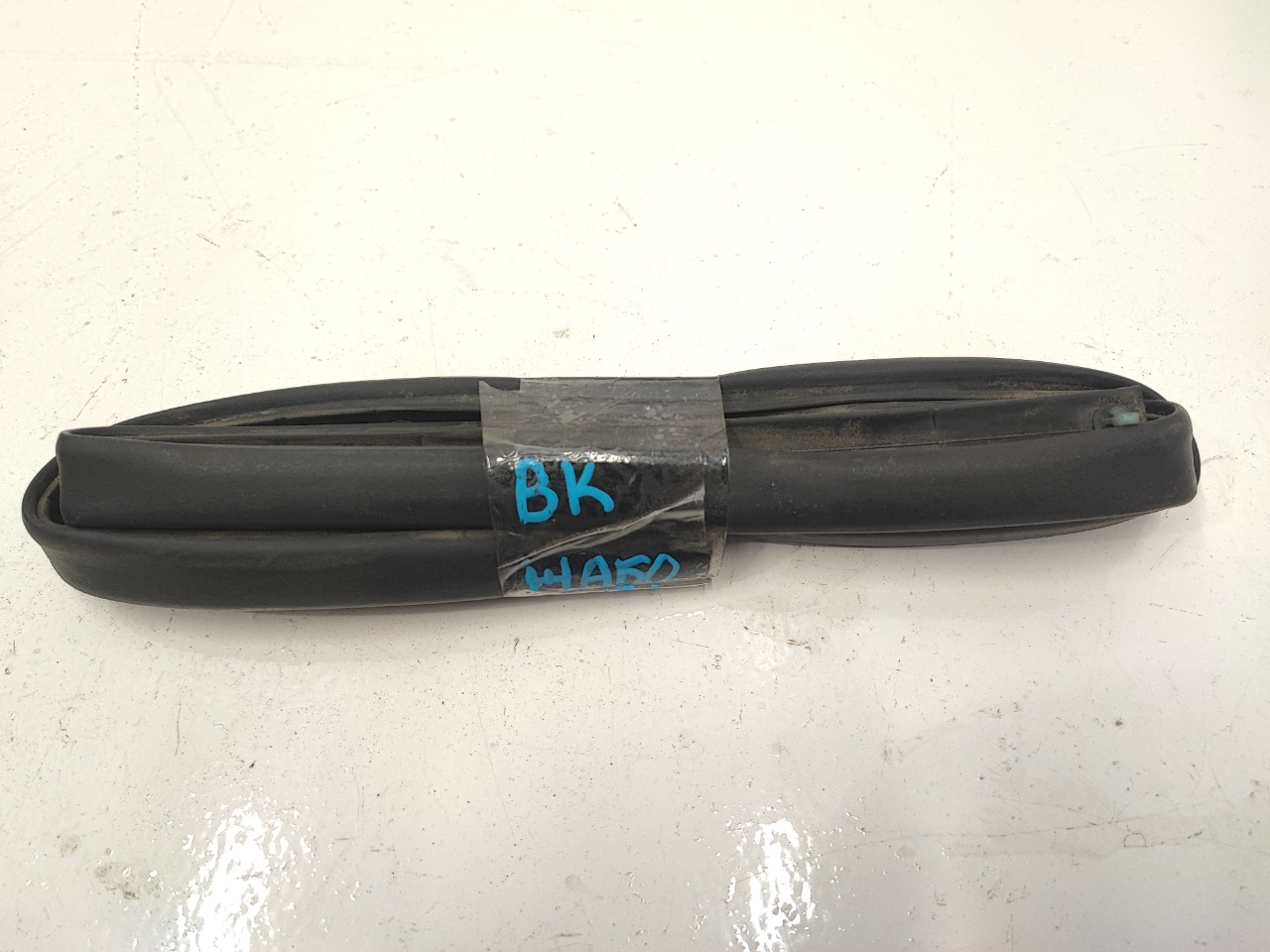 Уплотнитель капота, 1000 рублей, Красноярск