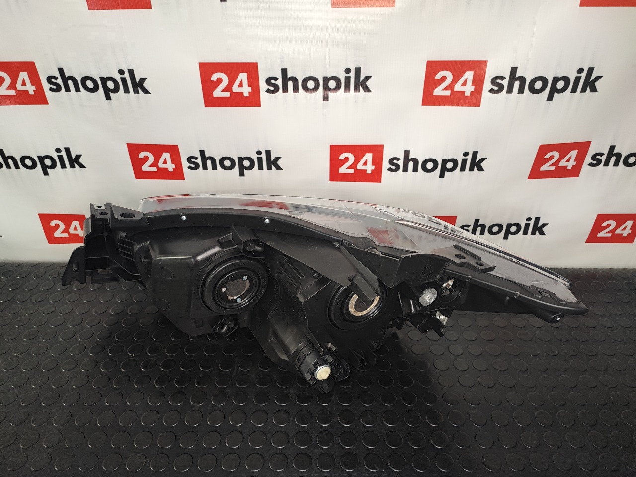 Фара, 14600 рублей, Красноярск