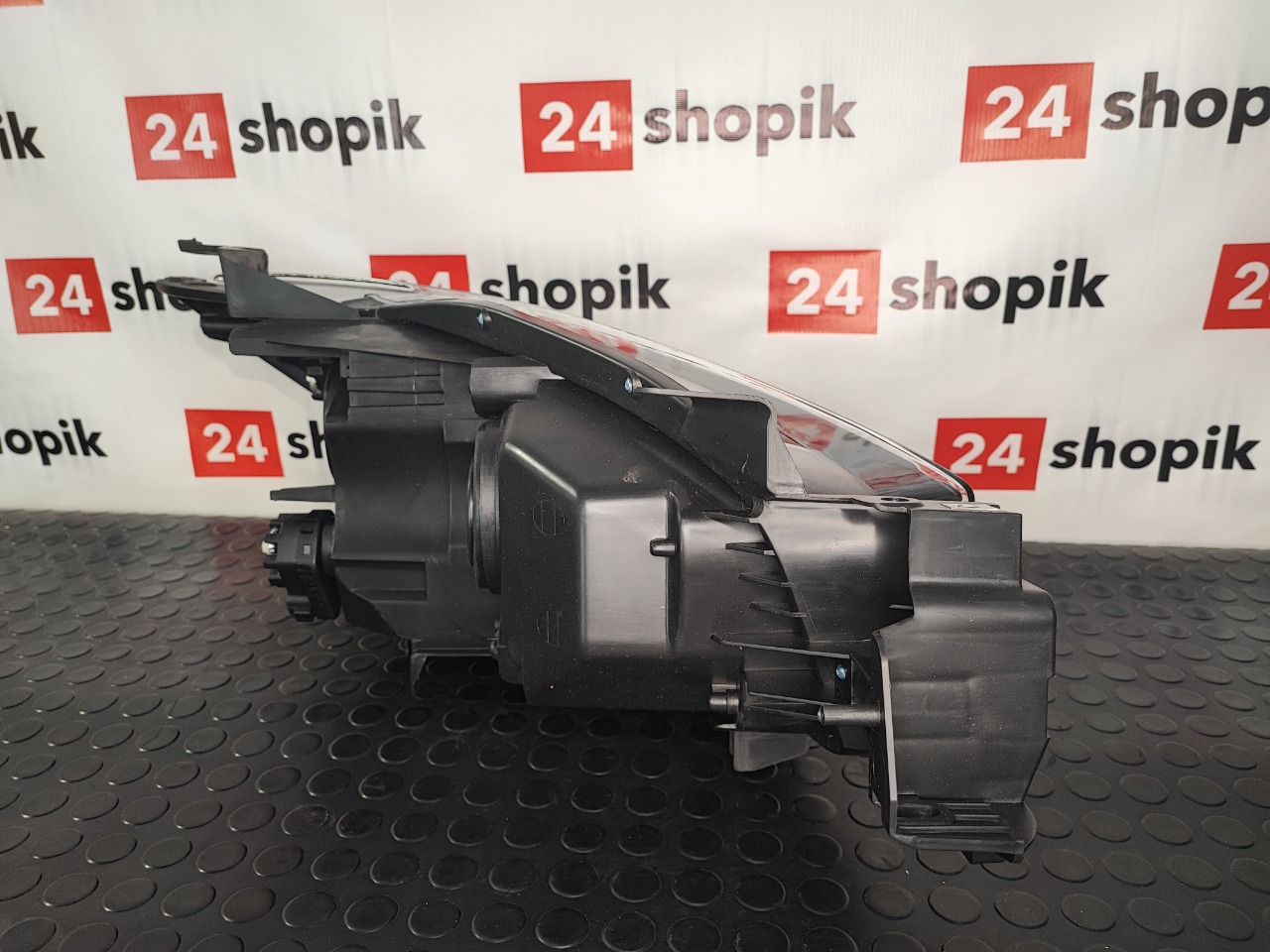 Фара, 14600 рублей, Красноярск