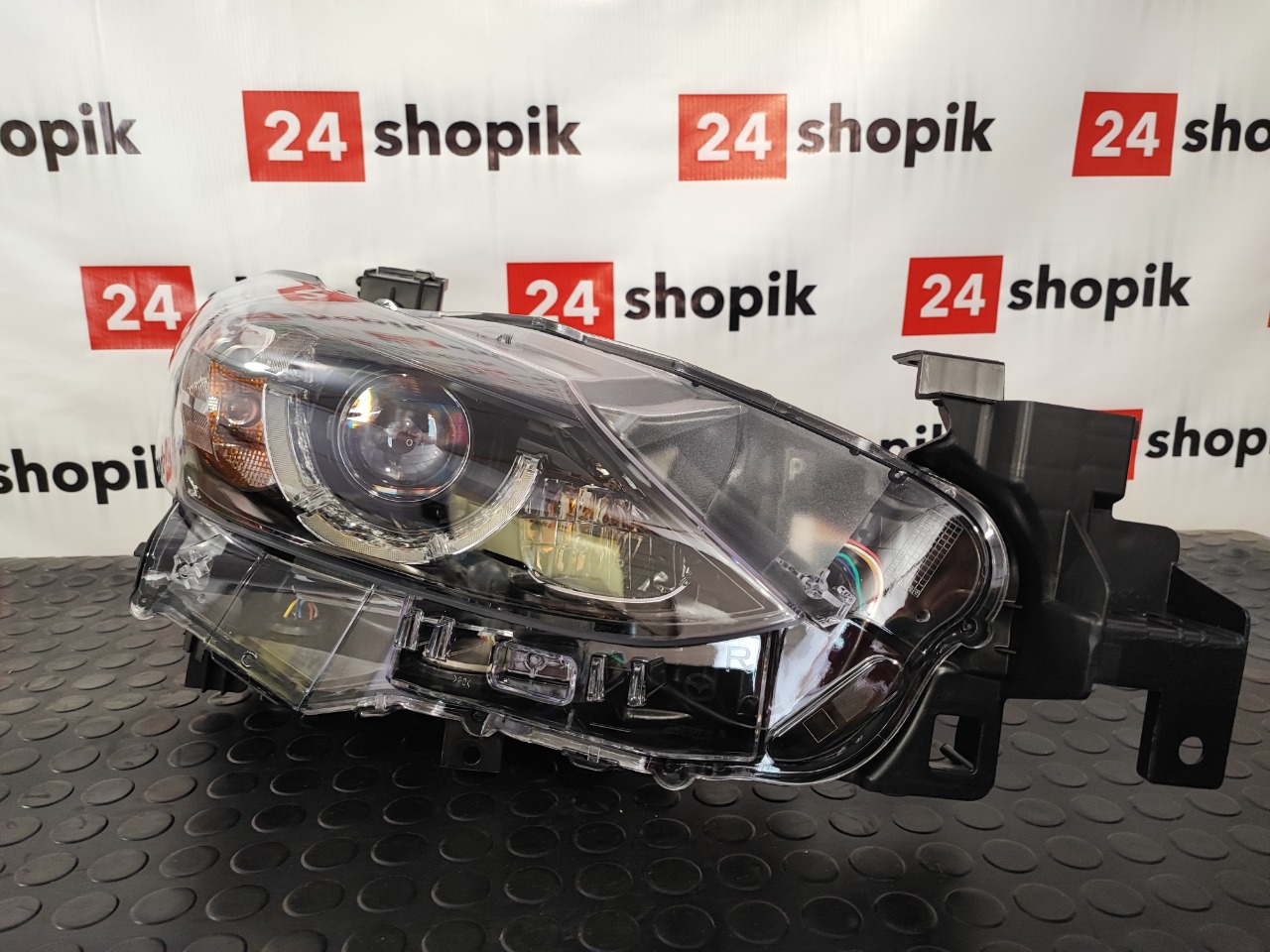 Фара, 36300 рублей, Красноярск