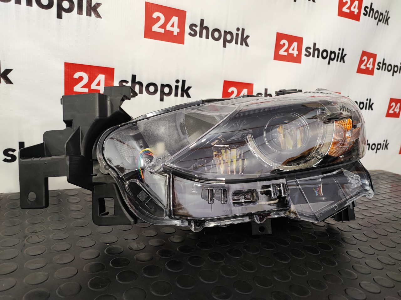 Фара, 36300 рублей, Красноярск