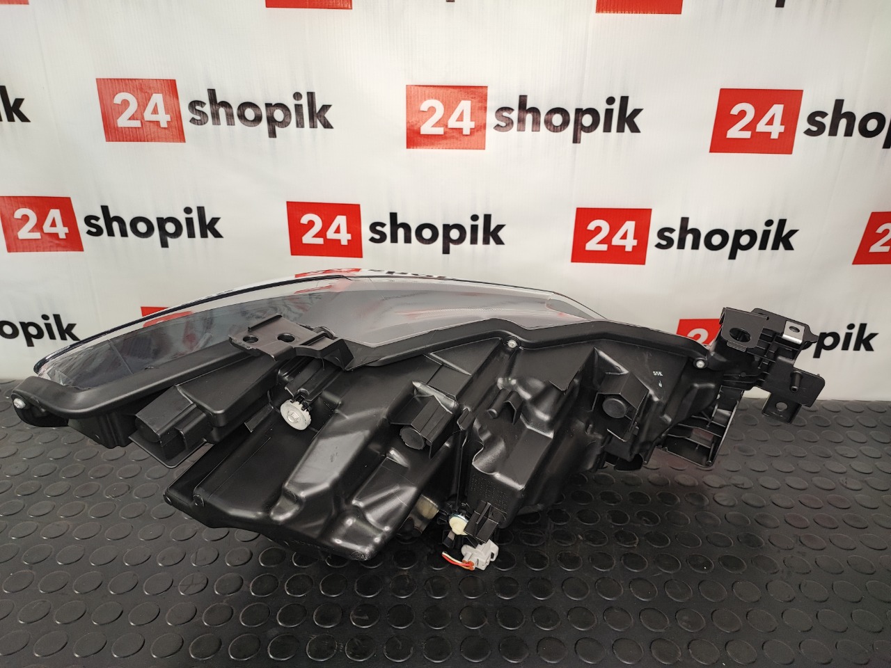 Фара, 36300 рублей, Красноярск