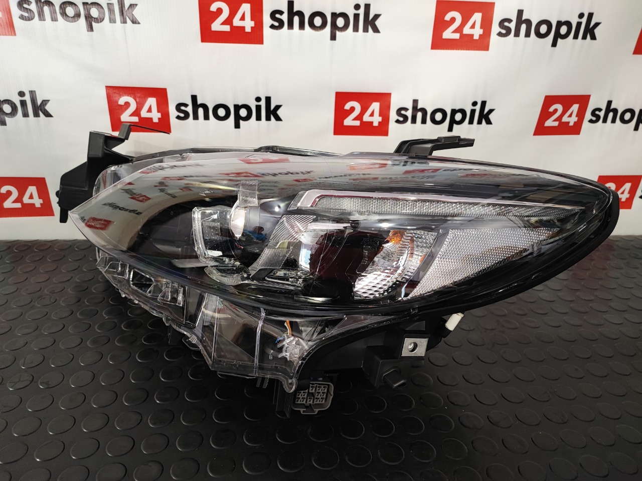 Фара, 36300 рублей, Красноярск