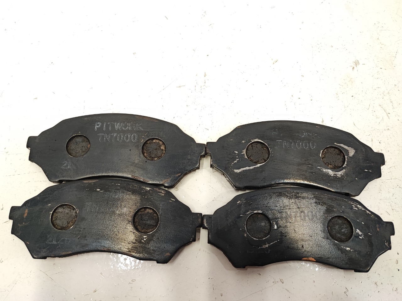 Тормозные колодки, 1000 рублей, Красноярск