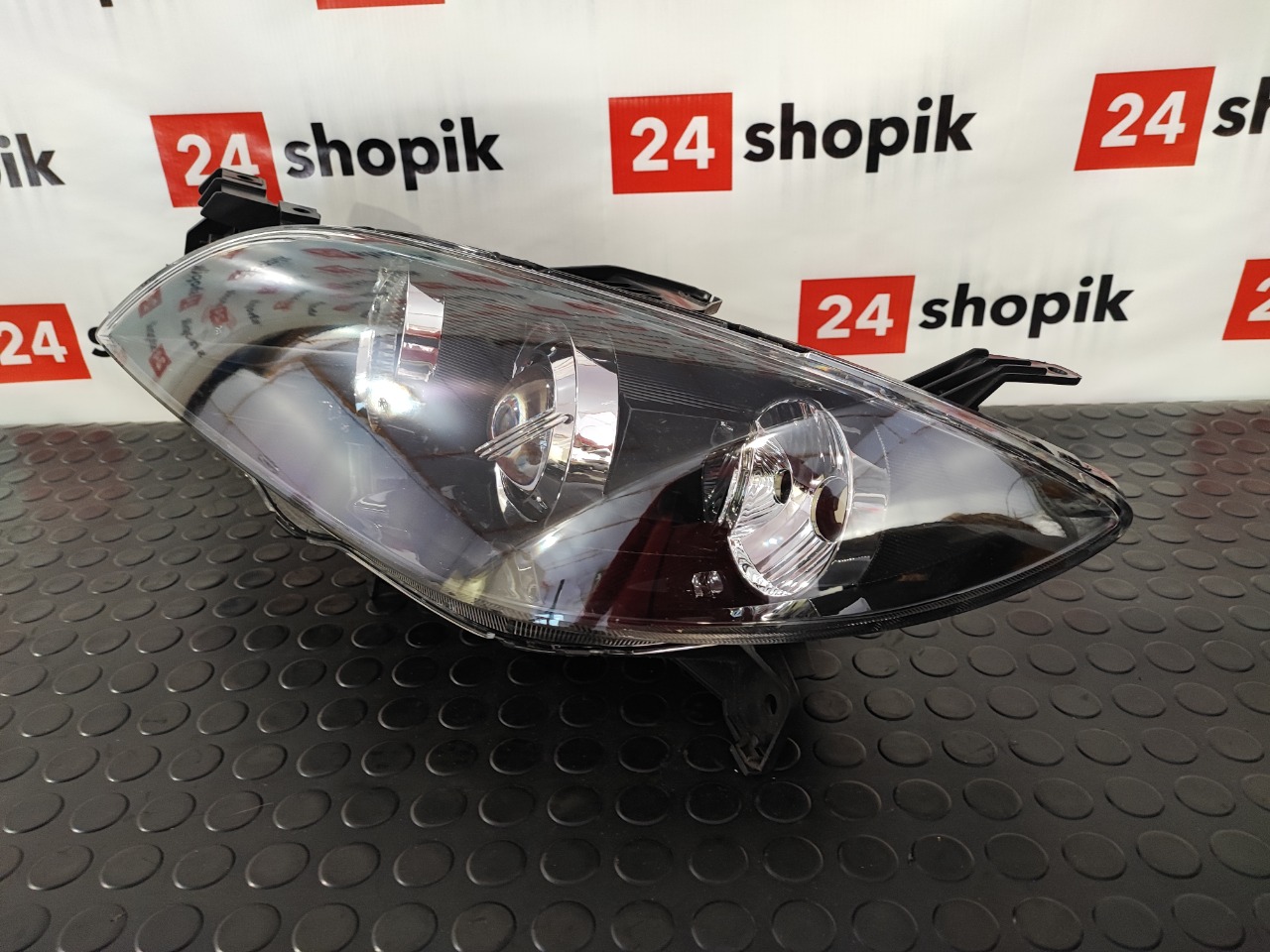 Фара, 10900 рублей, Красноярск