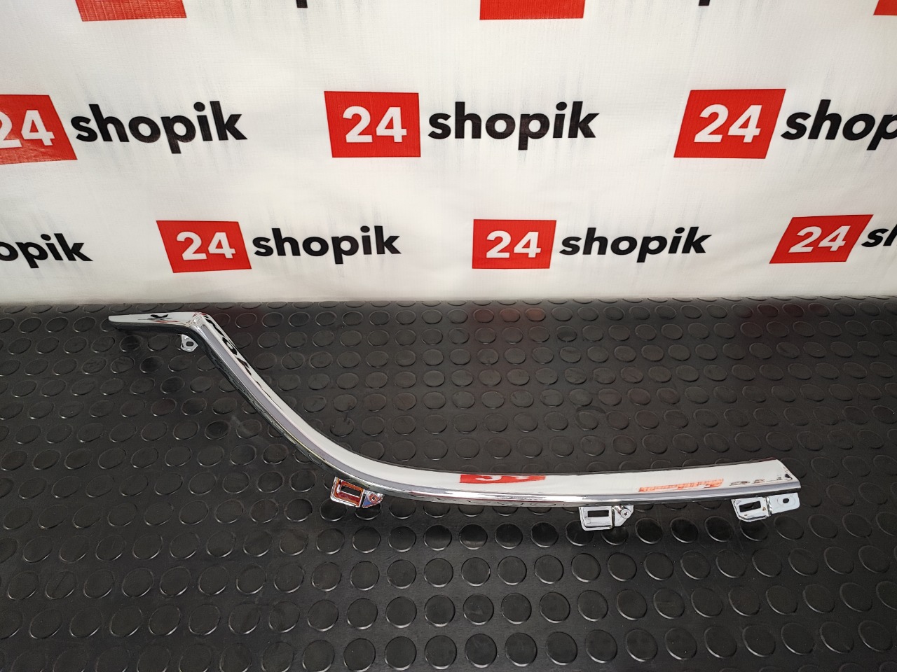 Молдинг решетки радиатора, 3100 рублей, Красноярск