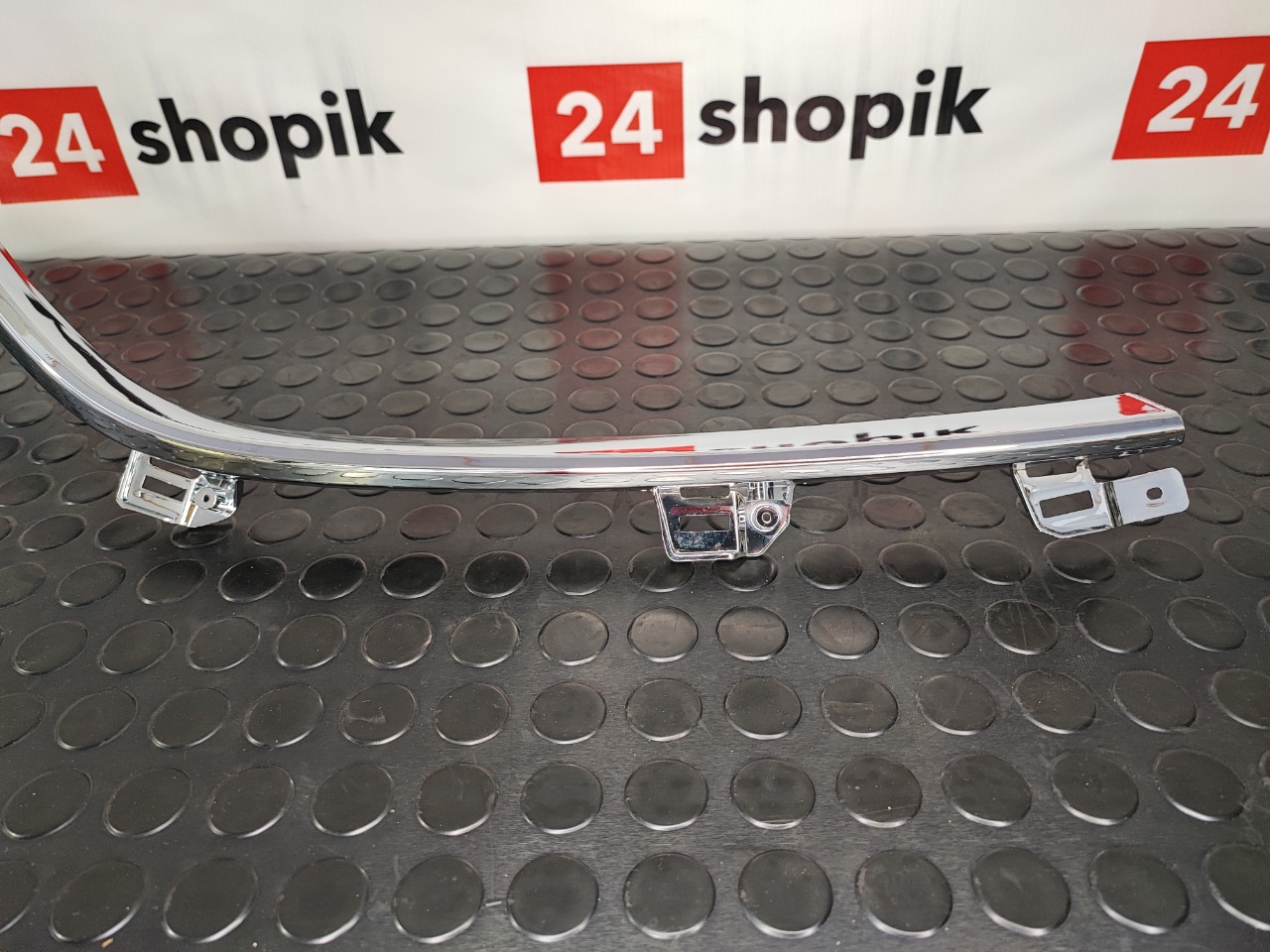 Молдинг решетки радиатора, 3100 рублей, Красноярск