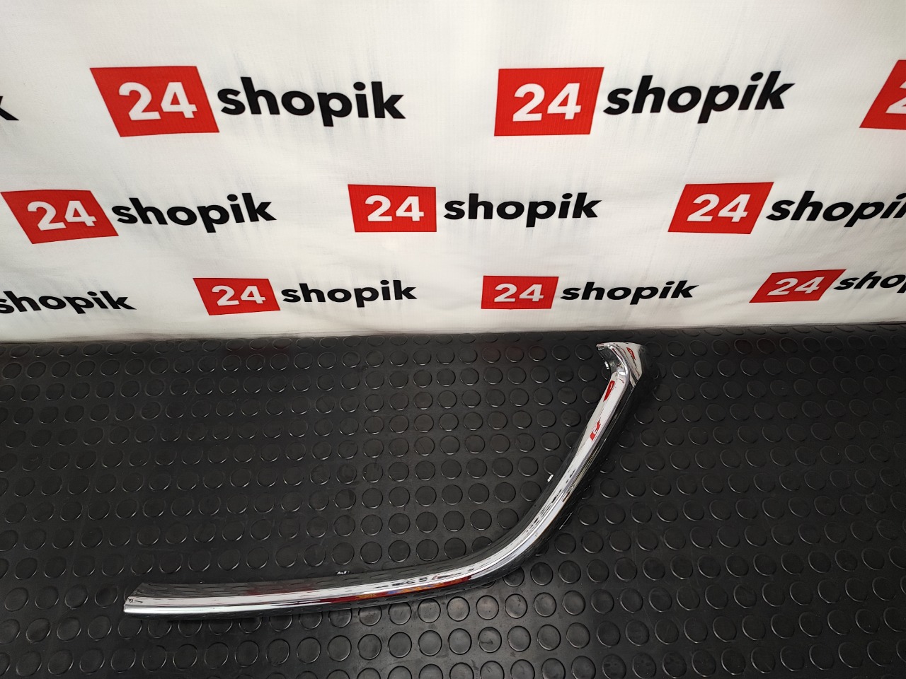 Молдинг решетки радиатора, 4500 рублей, Красноярск