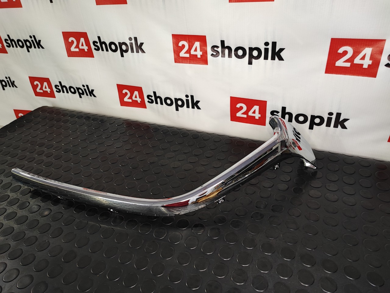 Молдинг решетки радиатора, 4500 рублей, Красноярск