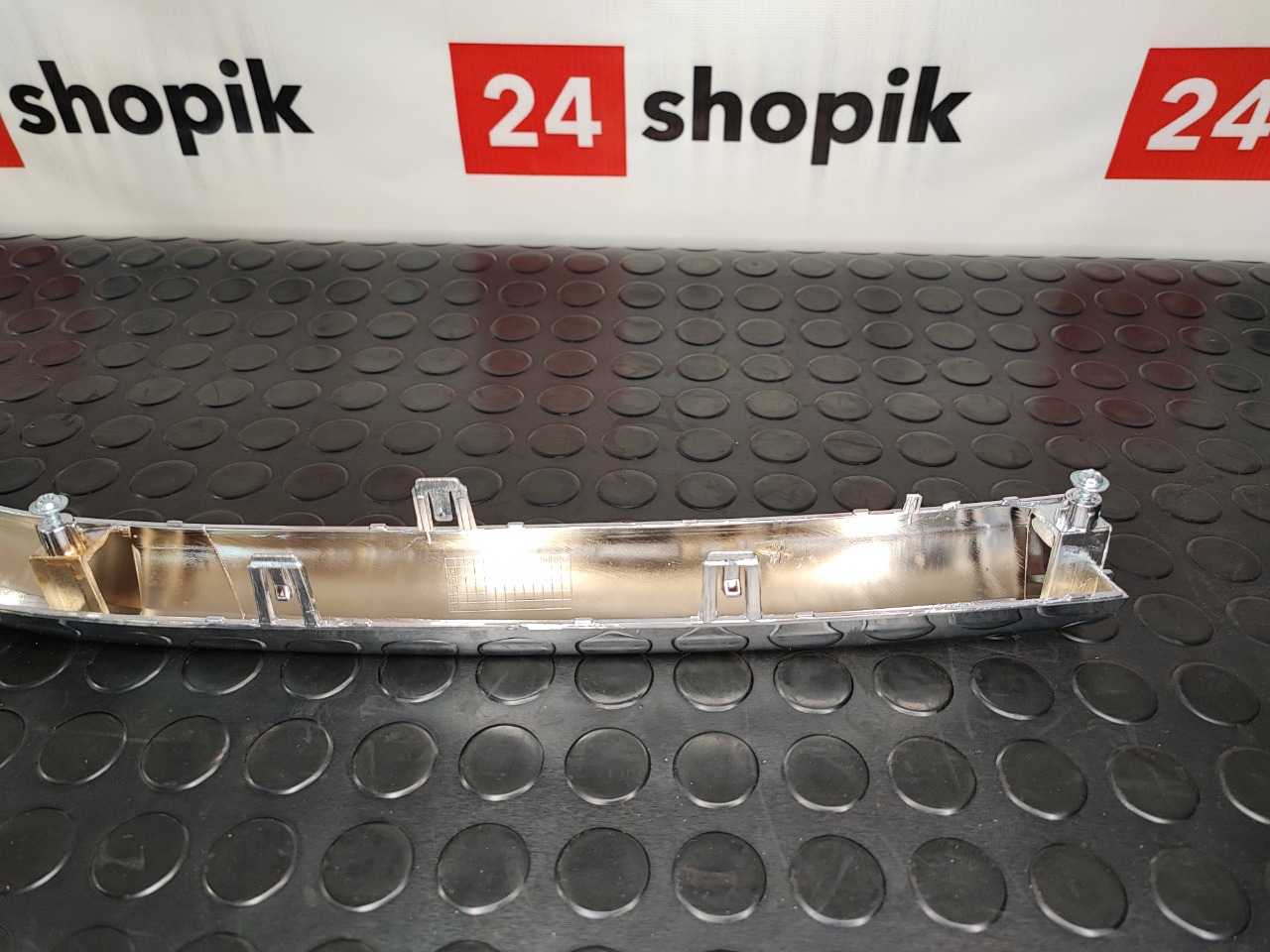 Молдинг решетки радиатора, 4500 рублей, Красноярск