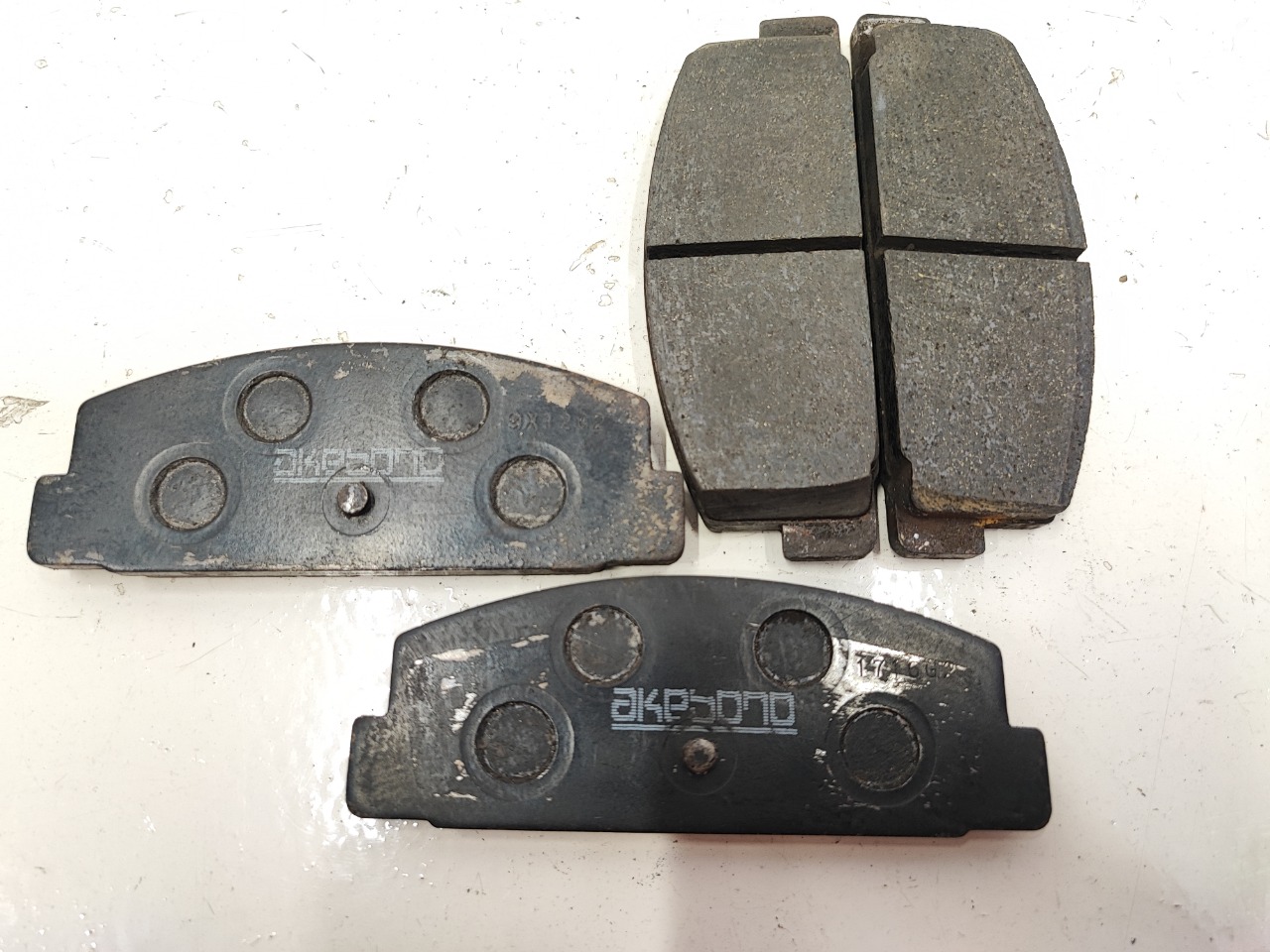 Тормозные колодки, 1000 рублей, Красноярск