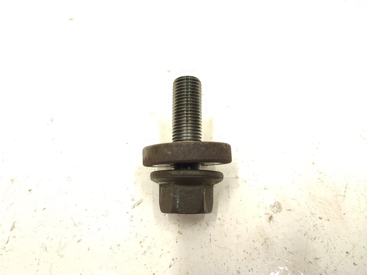 Болт шкива коленвала, 1000 рублей, Красноярск