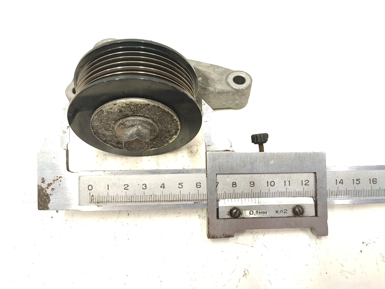 Ролик обводной, 2000 рублей, Красноярск