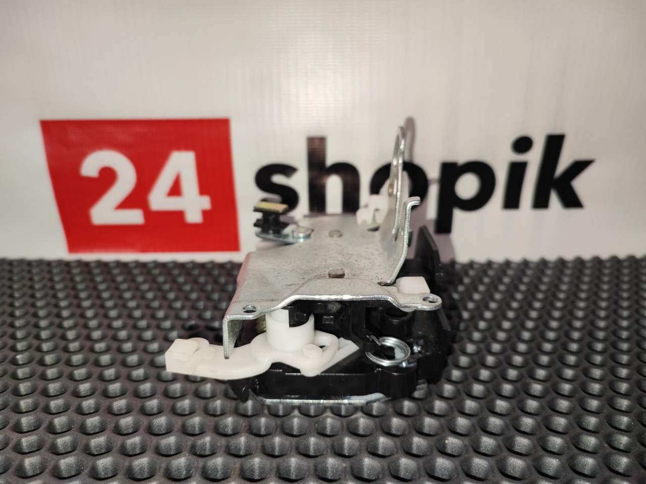 Замок двери, 4300 рублей, Красноярск