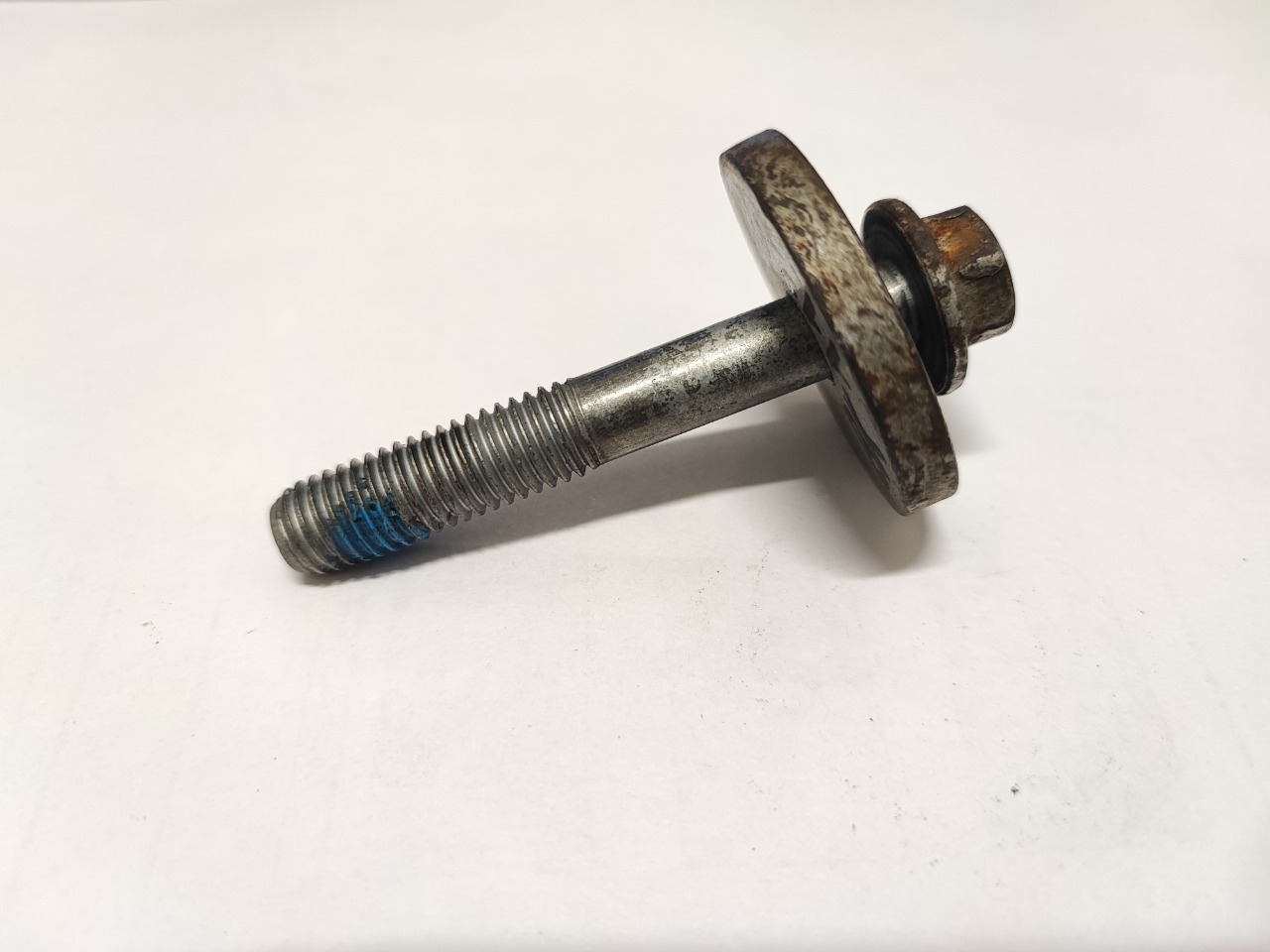 Болт крепления привода, 500 рублей, Красноярск