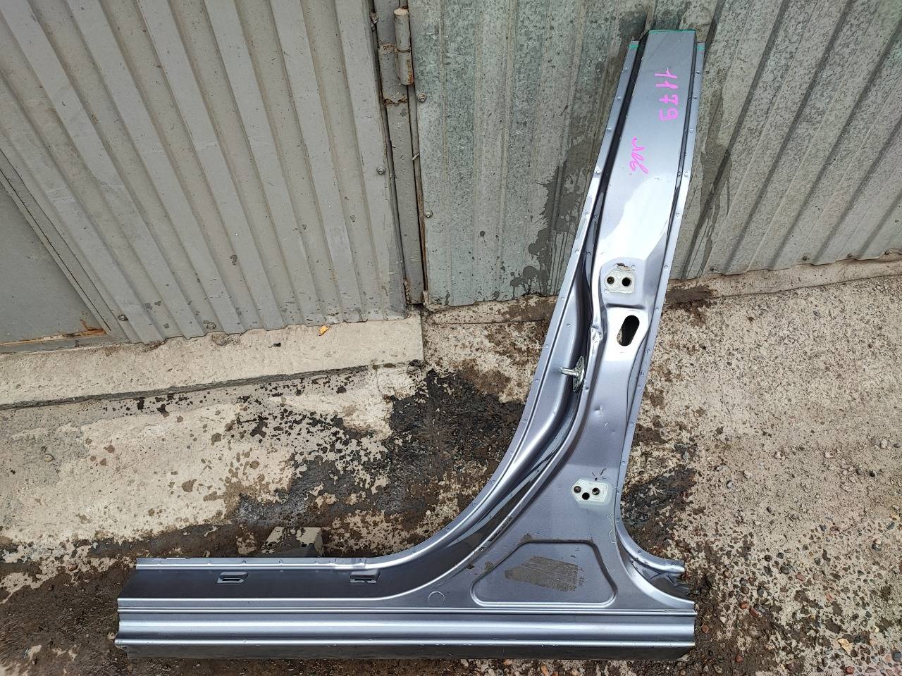 Центральная стойка кузова, 3500 рублей, Красноярск