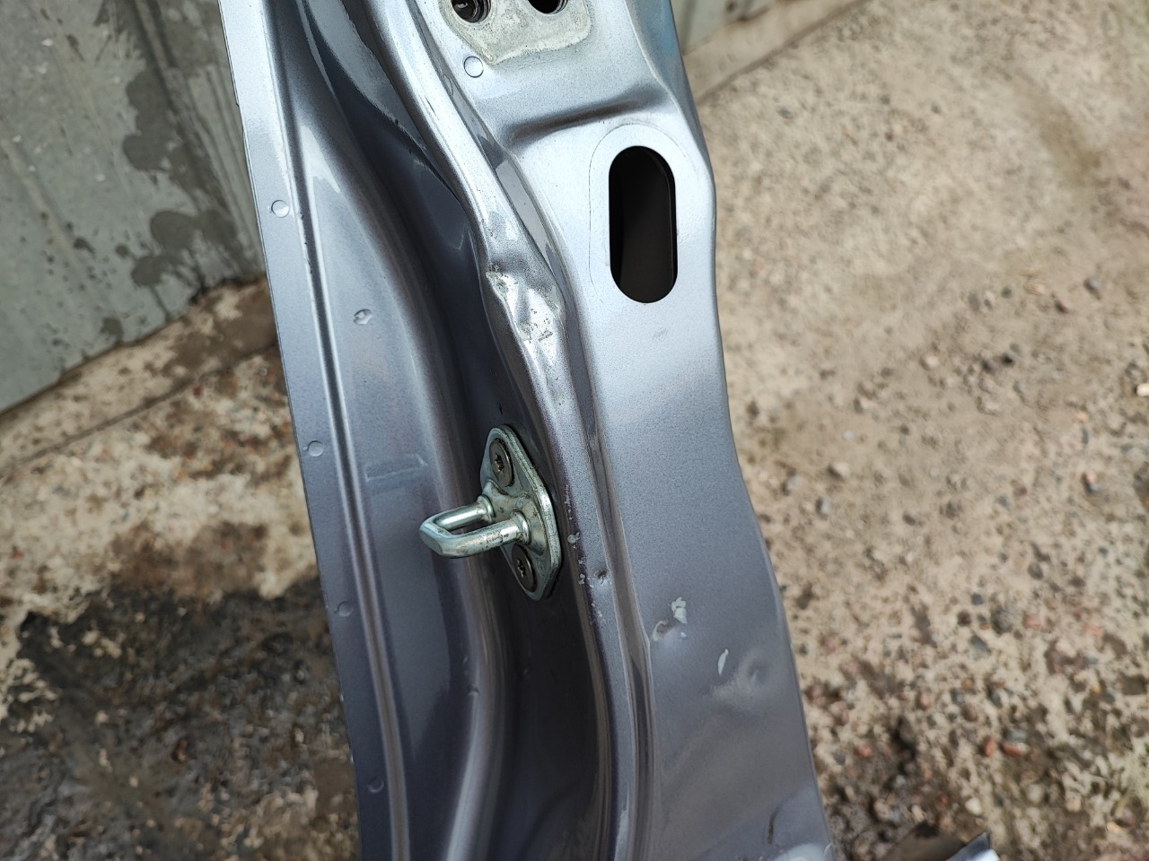 Центральная стойка кузова, 3500 рублей, Красноярск