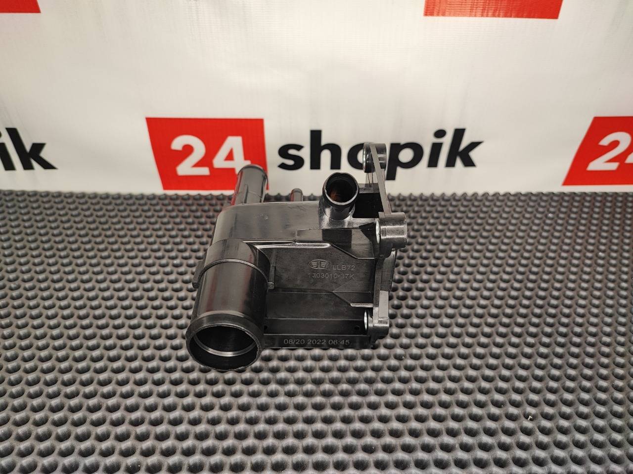 Фланец системы охлаждения, 3200 рублей, Красноярск