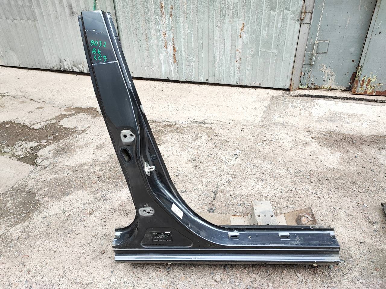 Центральная стойка кузова, 4900 рублей, Красноярск