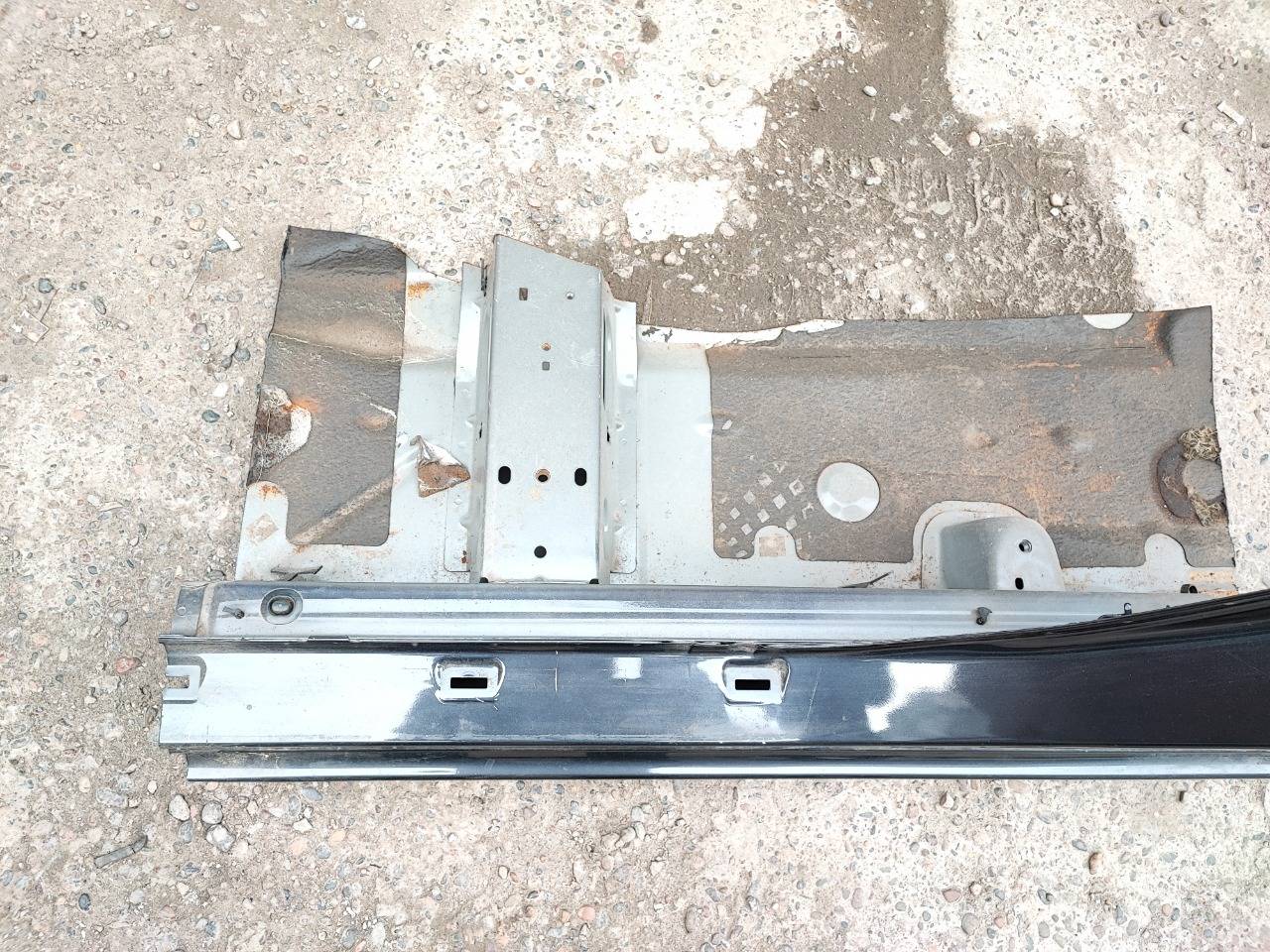 Центральная стойка кузова, 4900 рублей, Красноярск