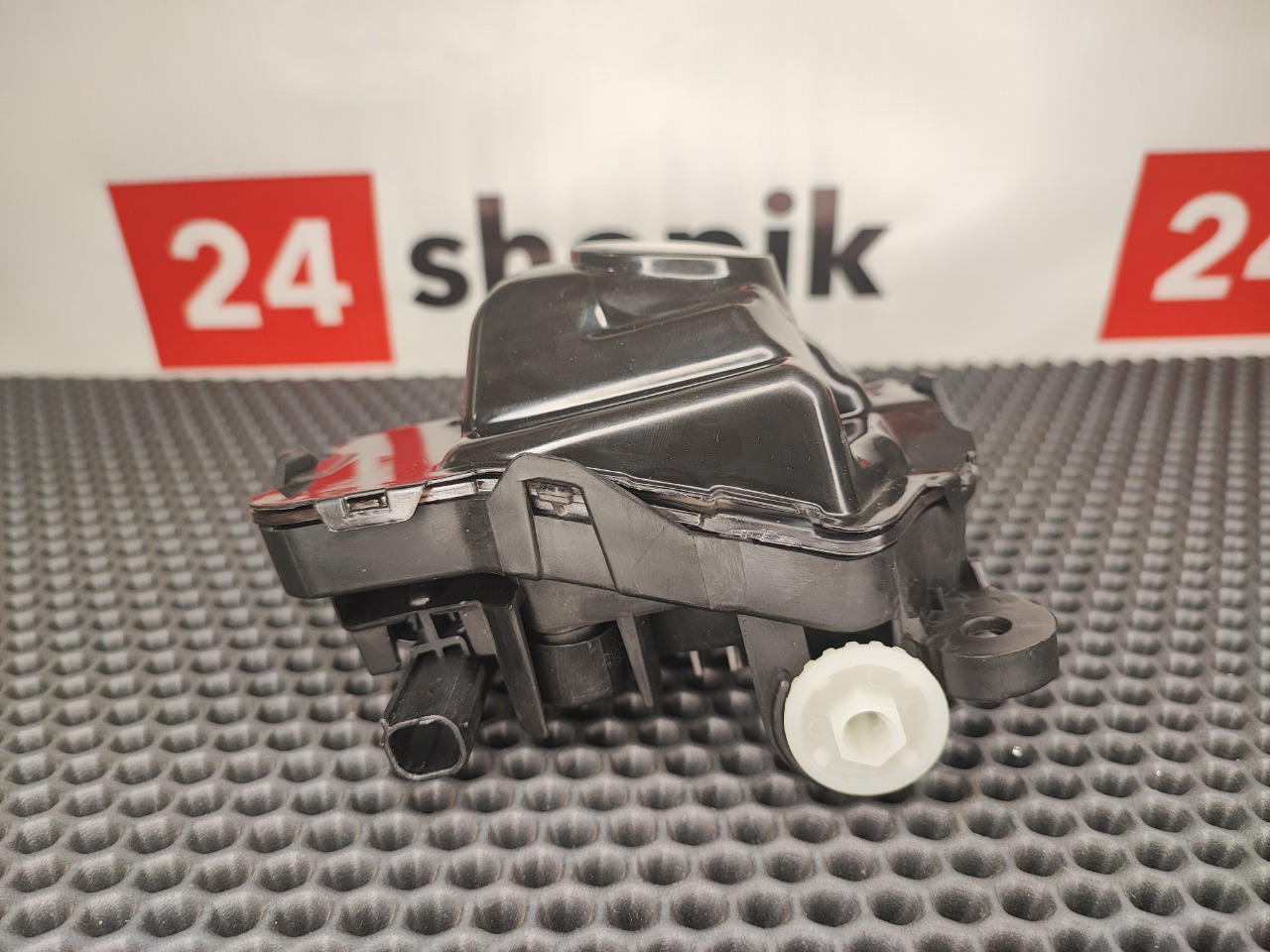 фара противотуманная, 3900 рублей, Красноярск