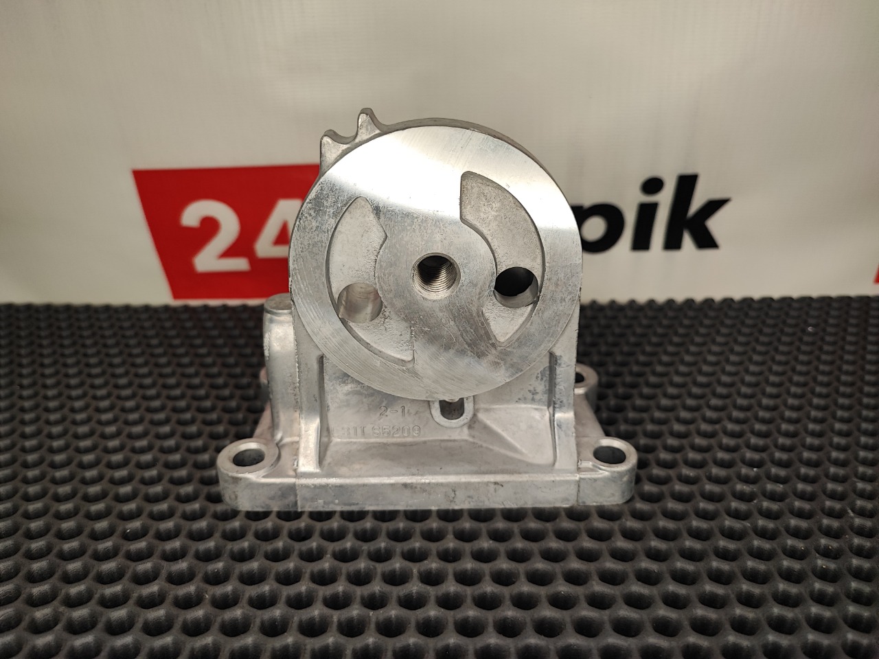 Кронштейн масляного фильтра, 3600 рублей, Красноярск