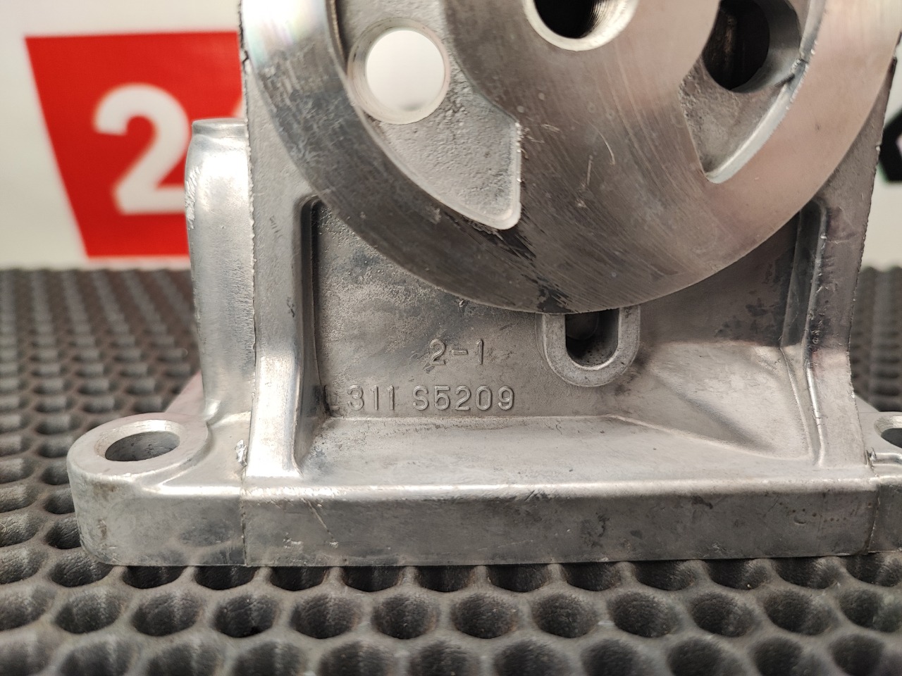 Кронштейн масляного фильтра, 3600 рублей, Красноярск