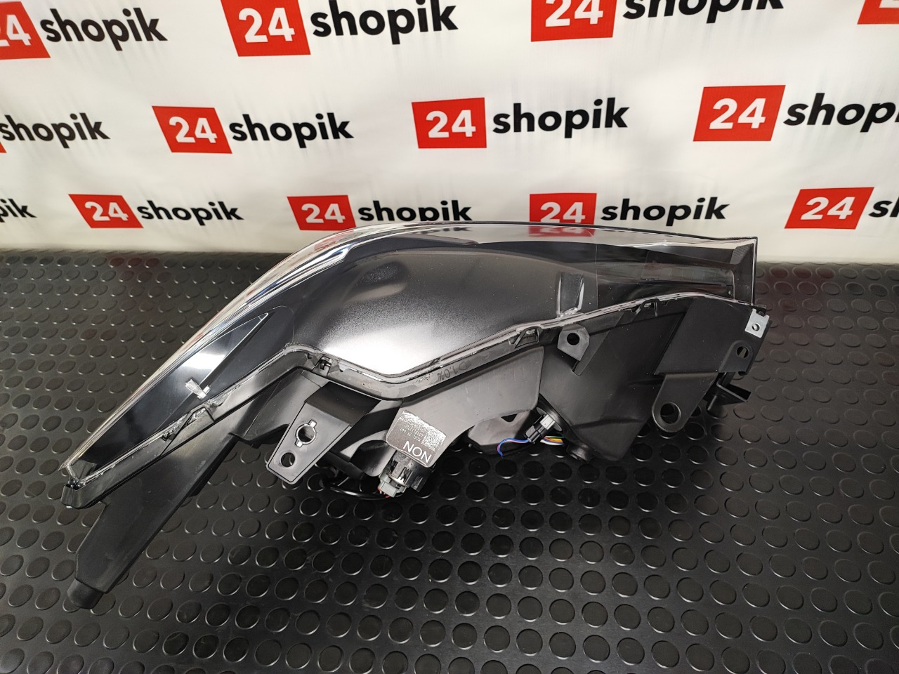 Фара, 35500 рублей, Красноярск