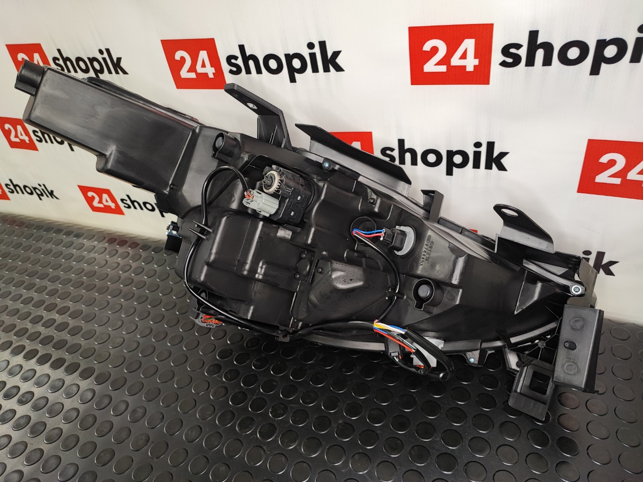 Фара, 35500 рублей, Красноярск