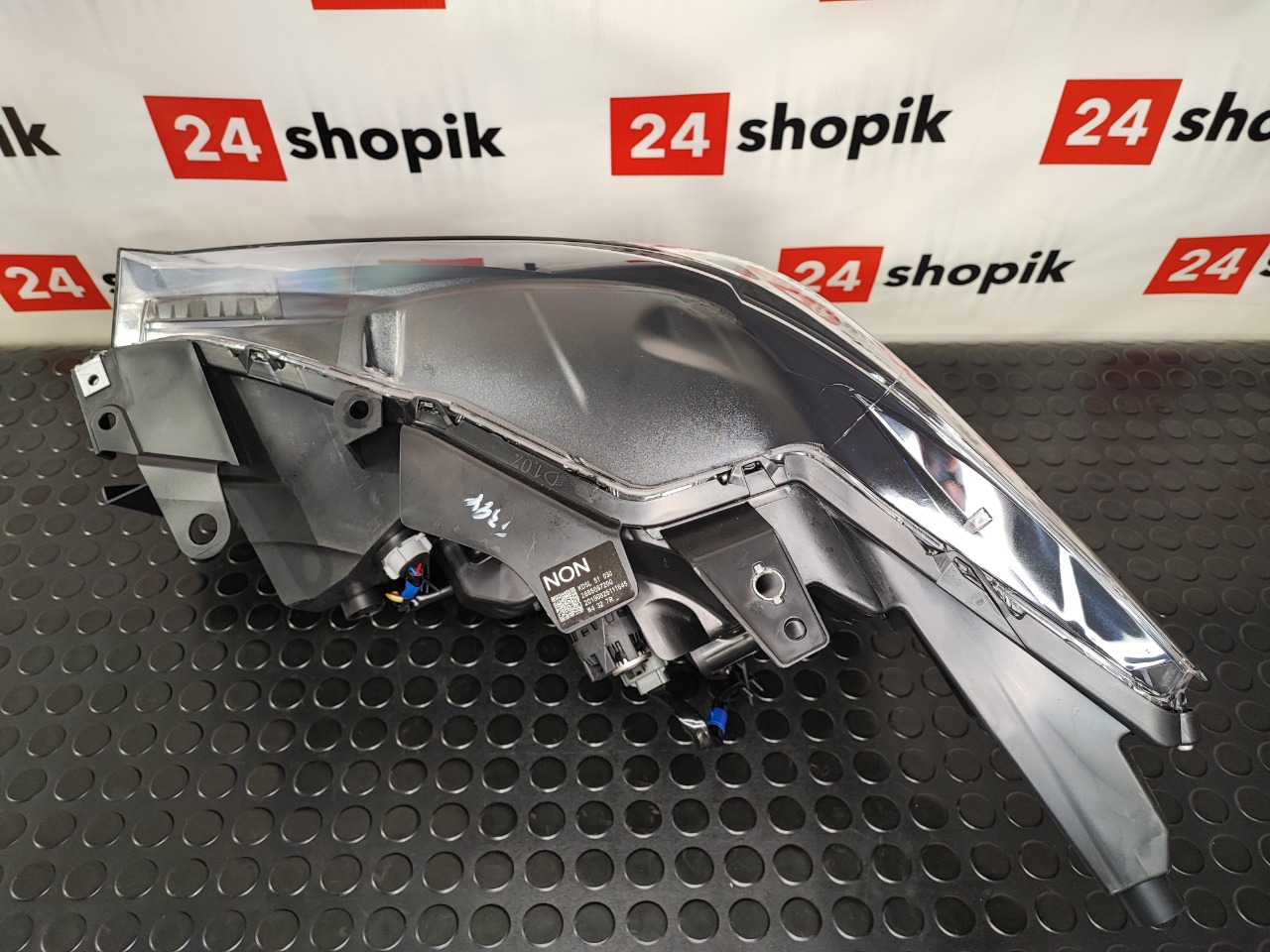 Фара, 35500 рублей, Красноярск