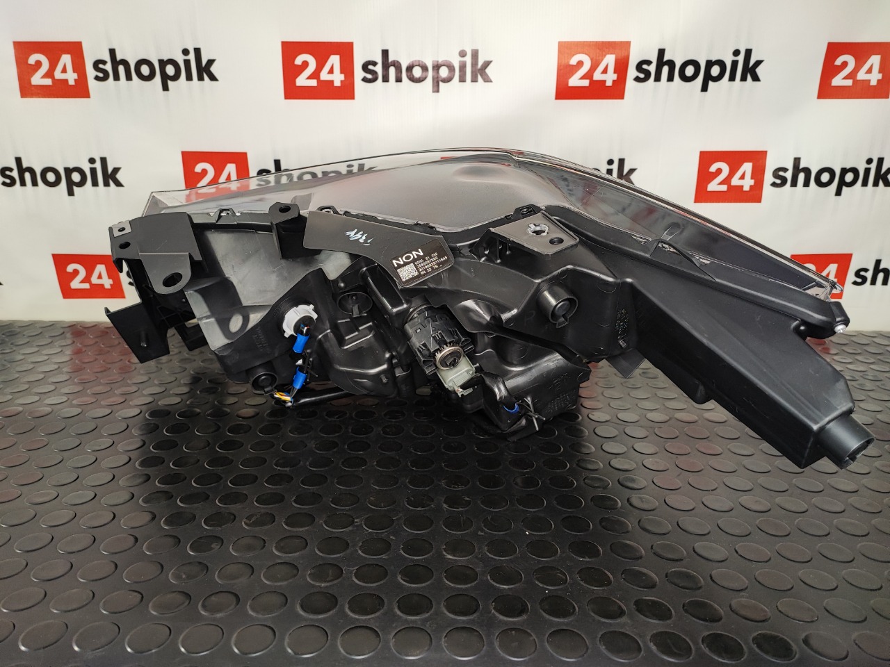 Фара, 35500 рублей, Красноярск