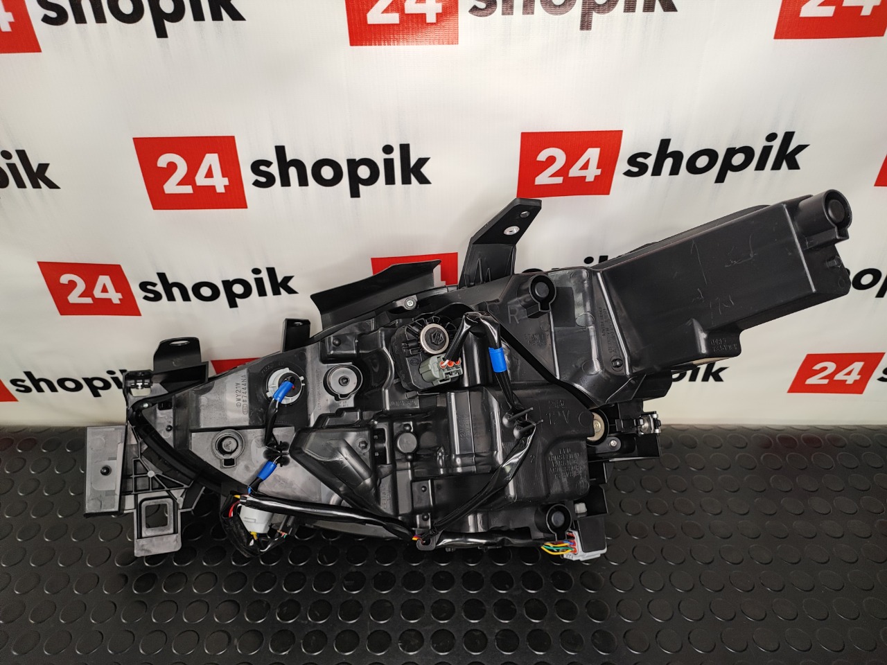 Фара, 35500 рублей, Красноярск