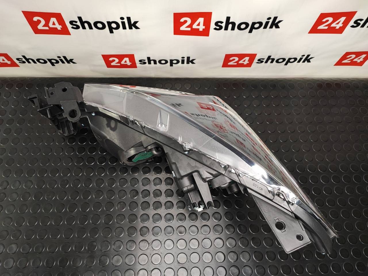 Фара, 18500 рублей, Красноярск