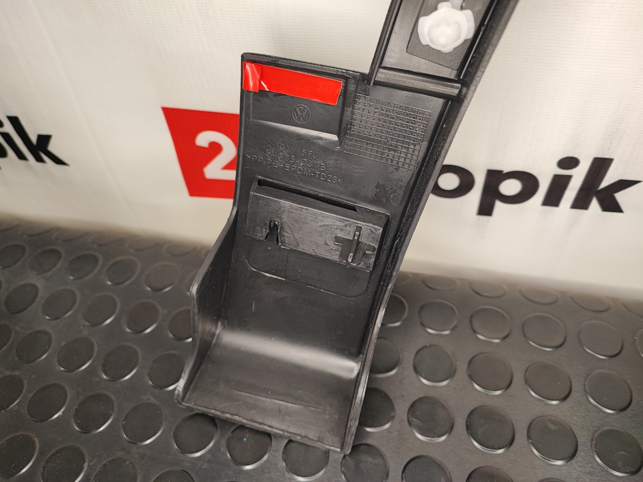 Накладка крыла, 5500 рублей, Красноярск